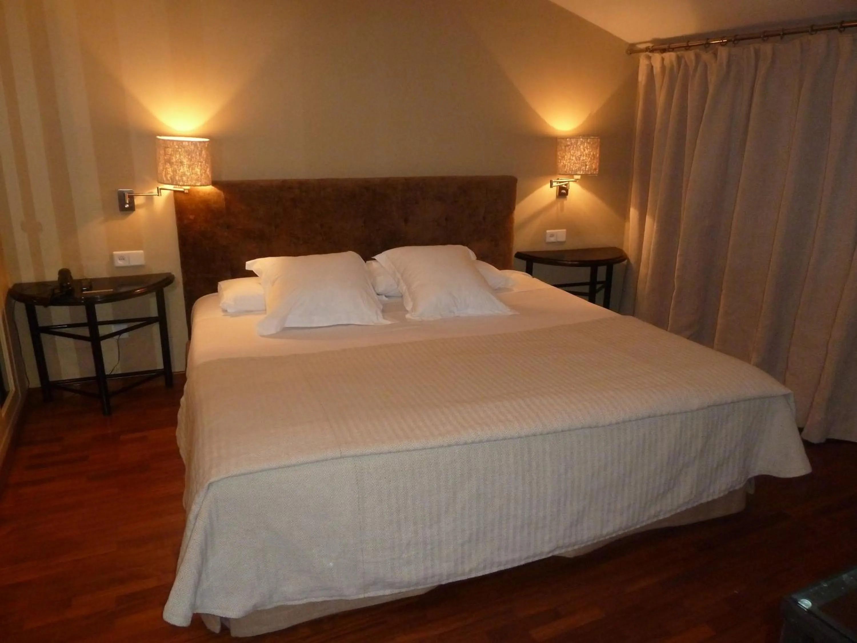 Bed in Hotel Spa Salinas de Imón