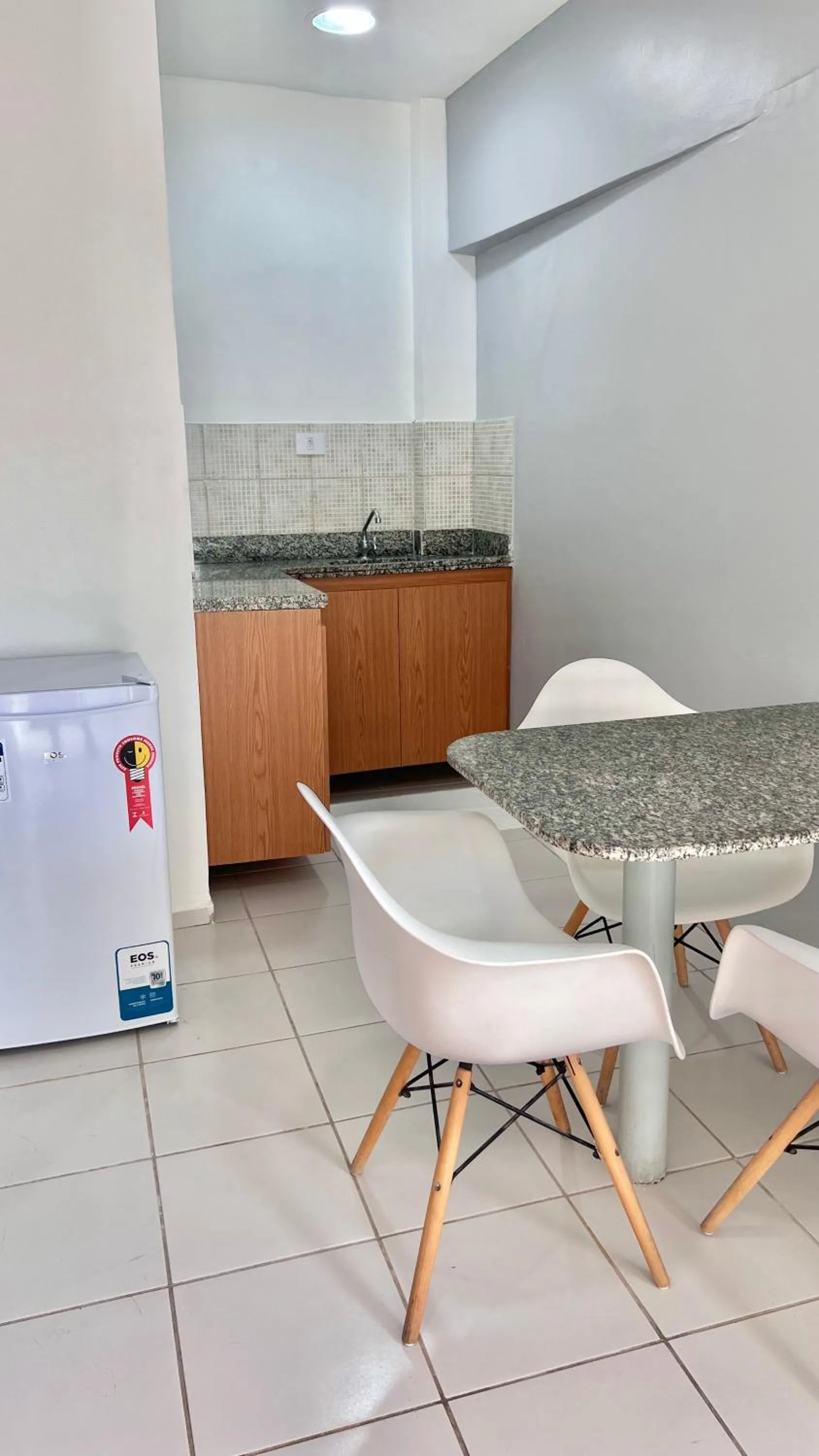 oven in Pousada Mali em frente as Piscinas Naturais