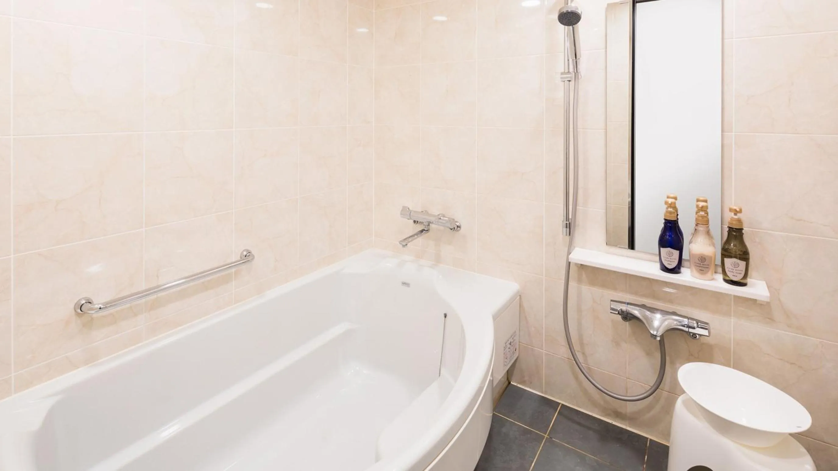 JR-East Hotel Mets Komagome