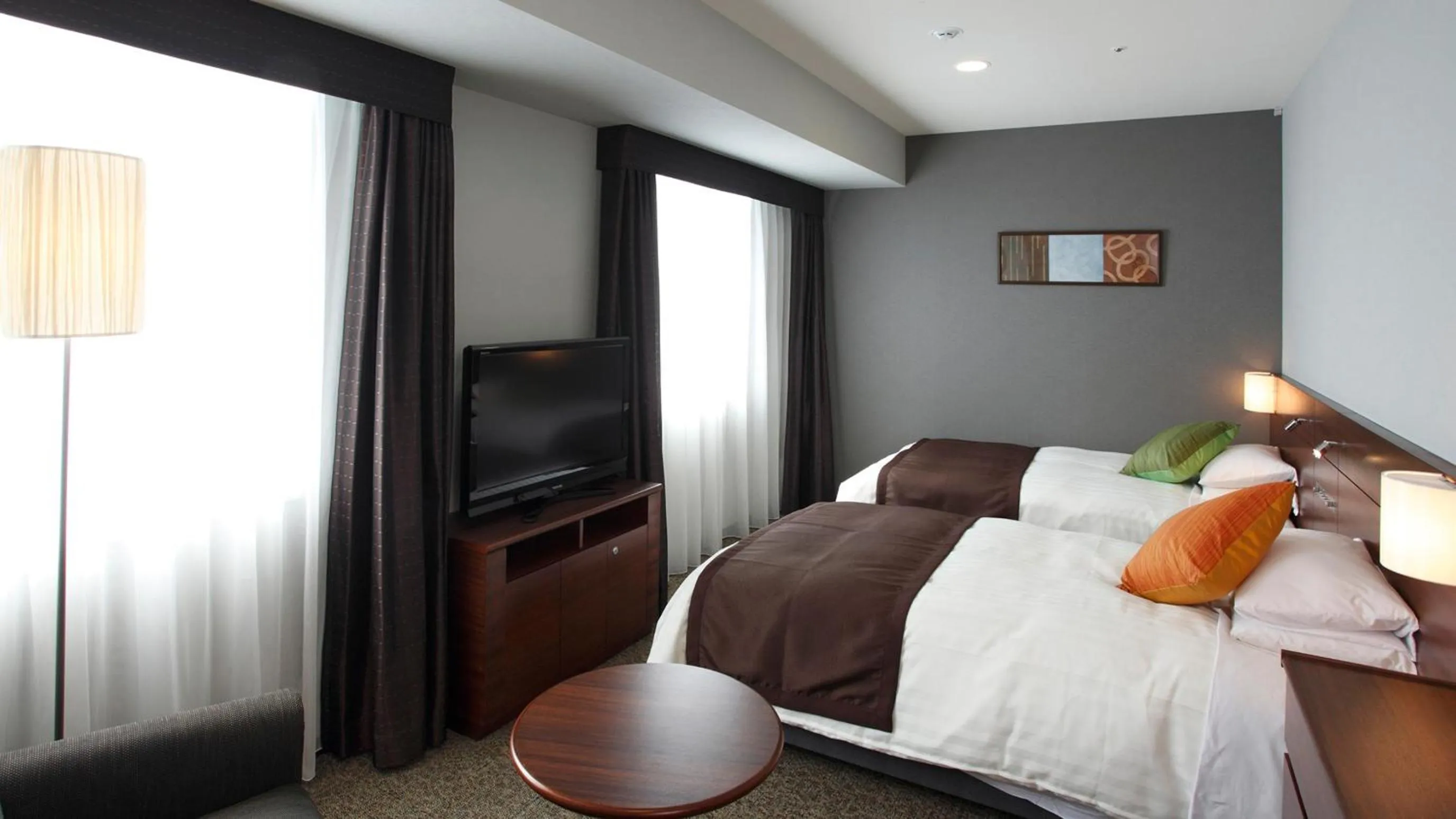 Bed in JR-East Hotel Mets Komagome