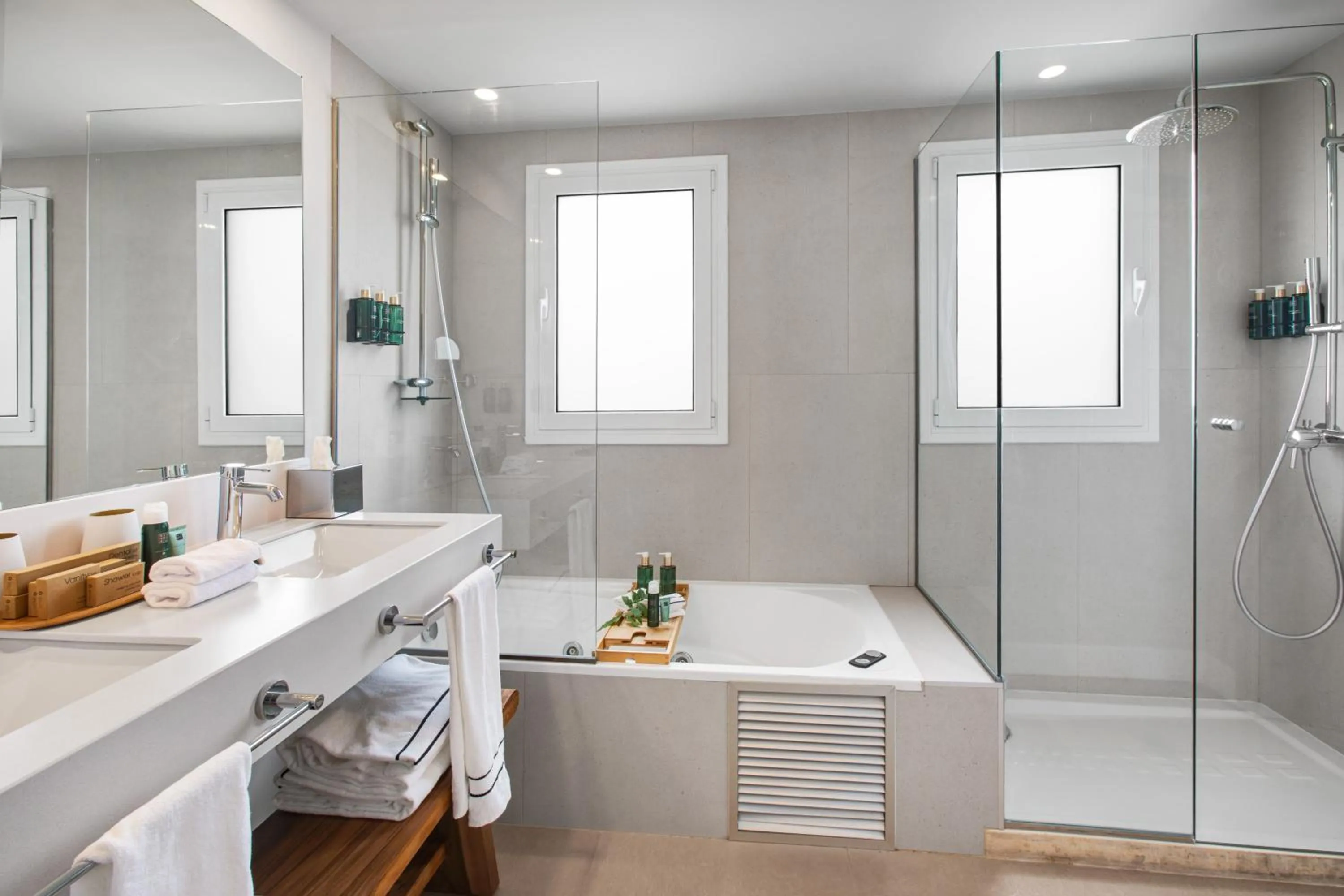 Bathroom in Meliá Lloret de Mar