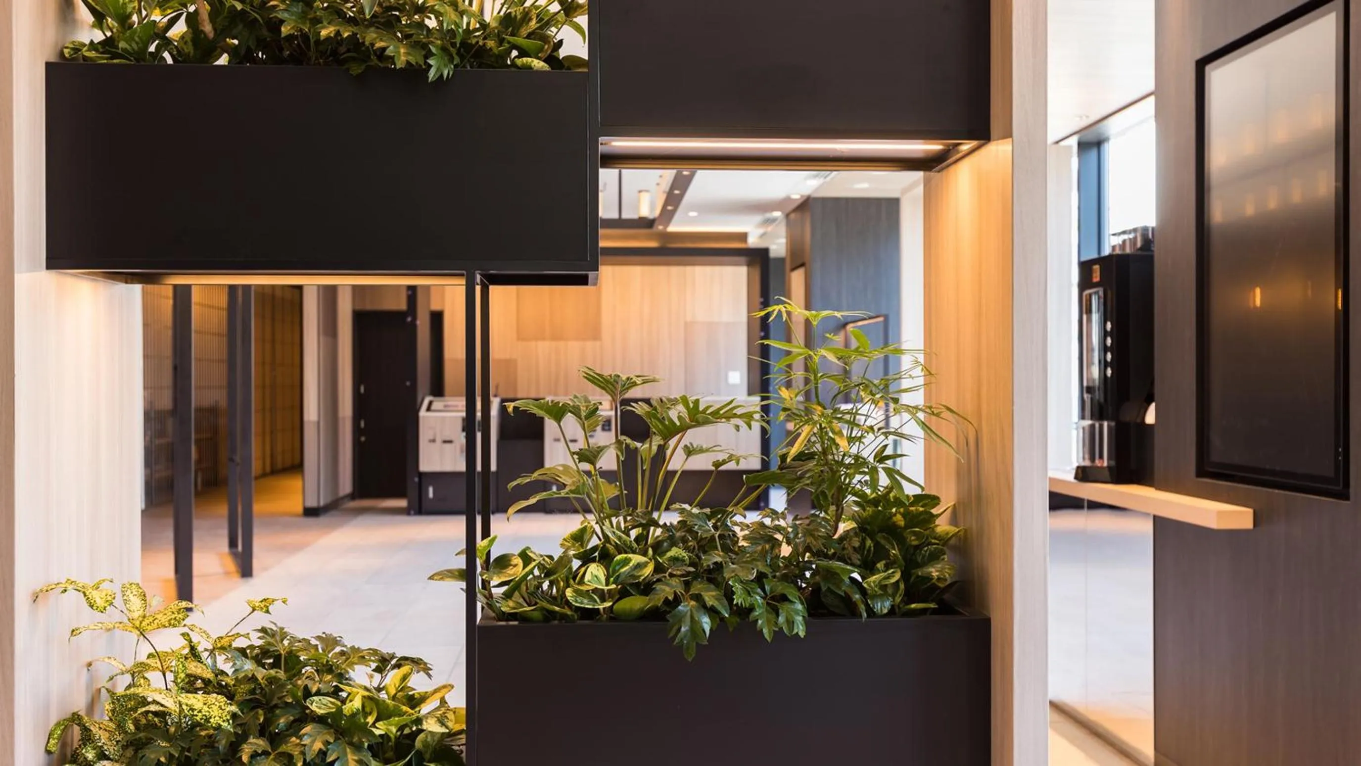 JR East Hotel Mets Premier Gotanda