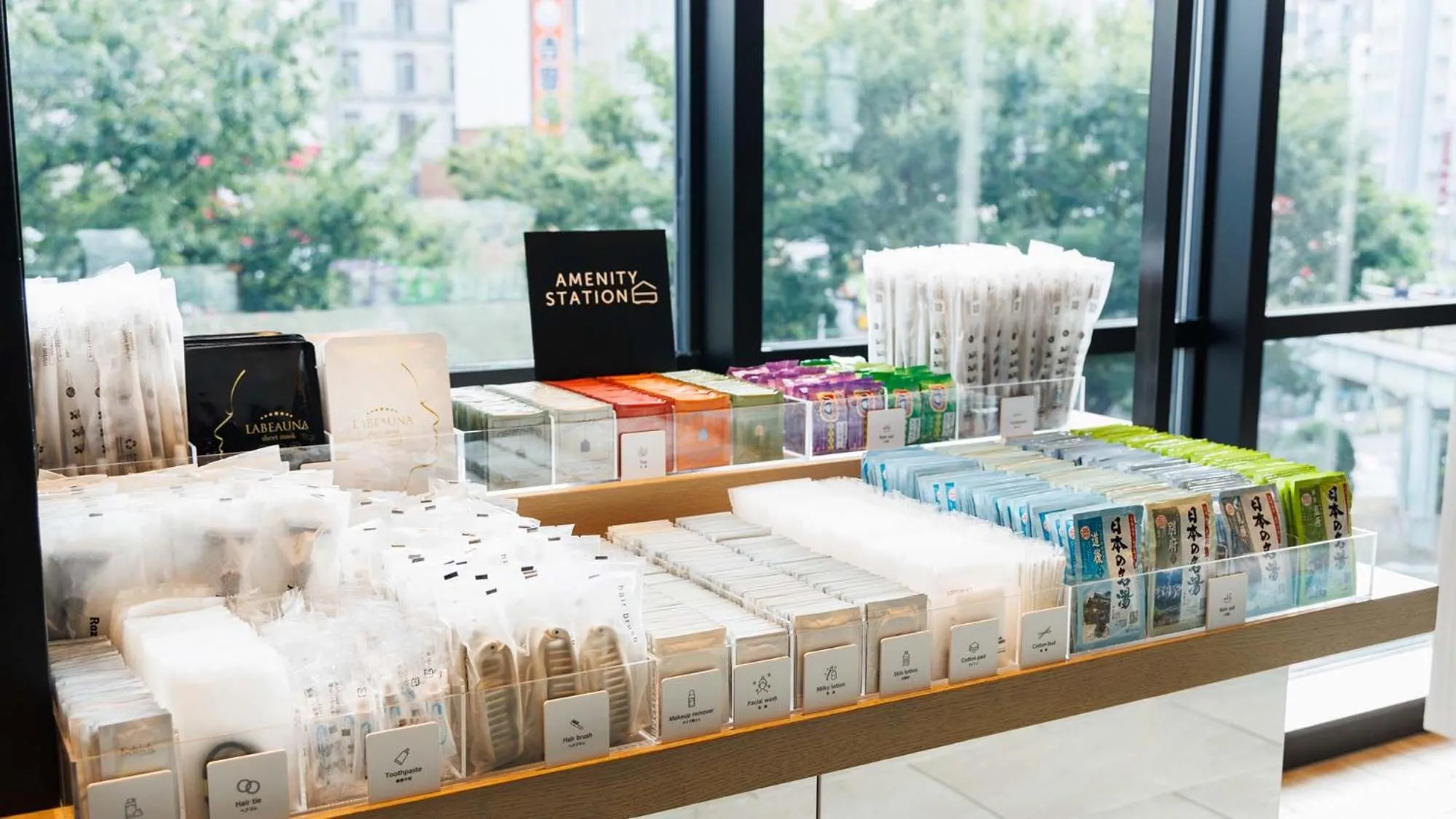 JR East Hotel Mets Premier Gotanda