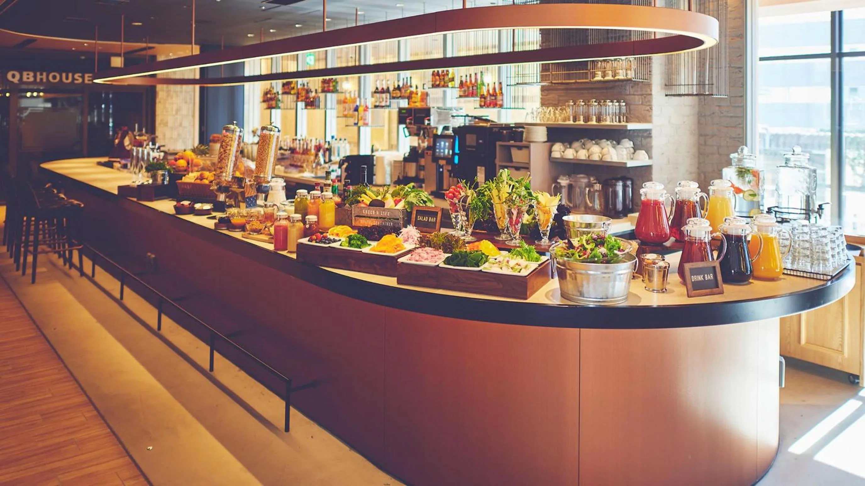 JR East Hotel Mets Premier Gotanda