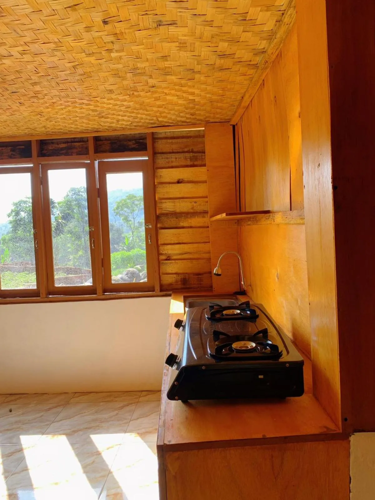 Kampung Bareto Cottage And Resto