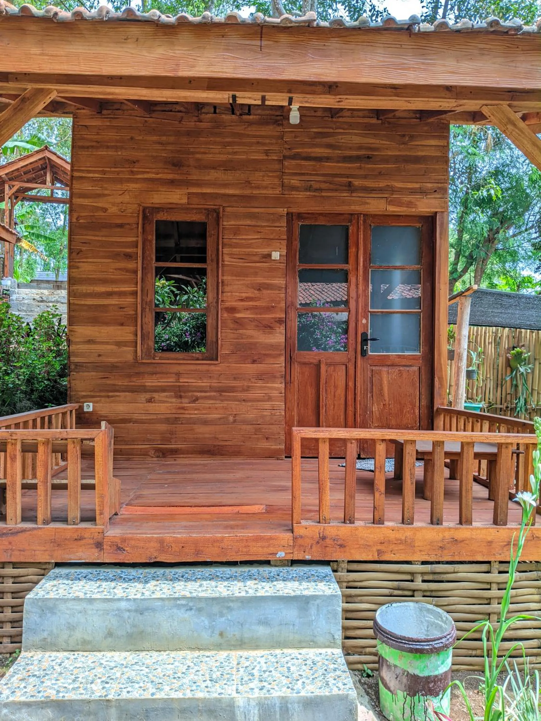 Kampung Bareto Cottage And Resto