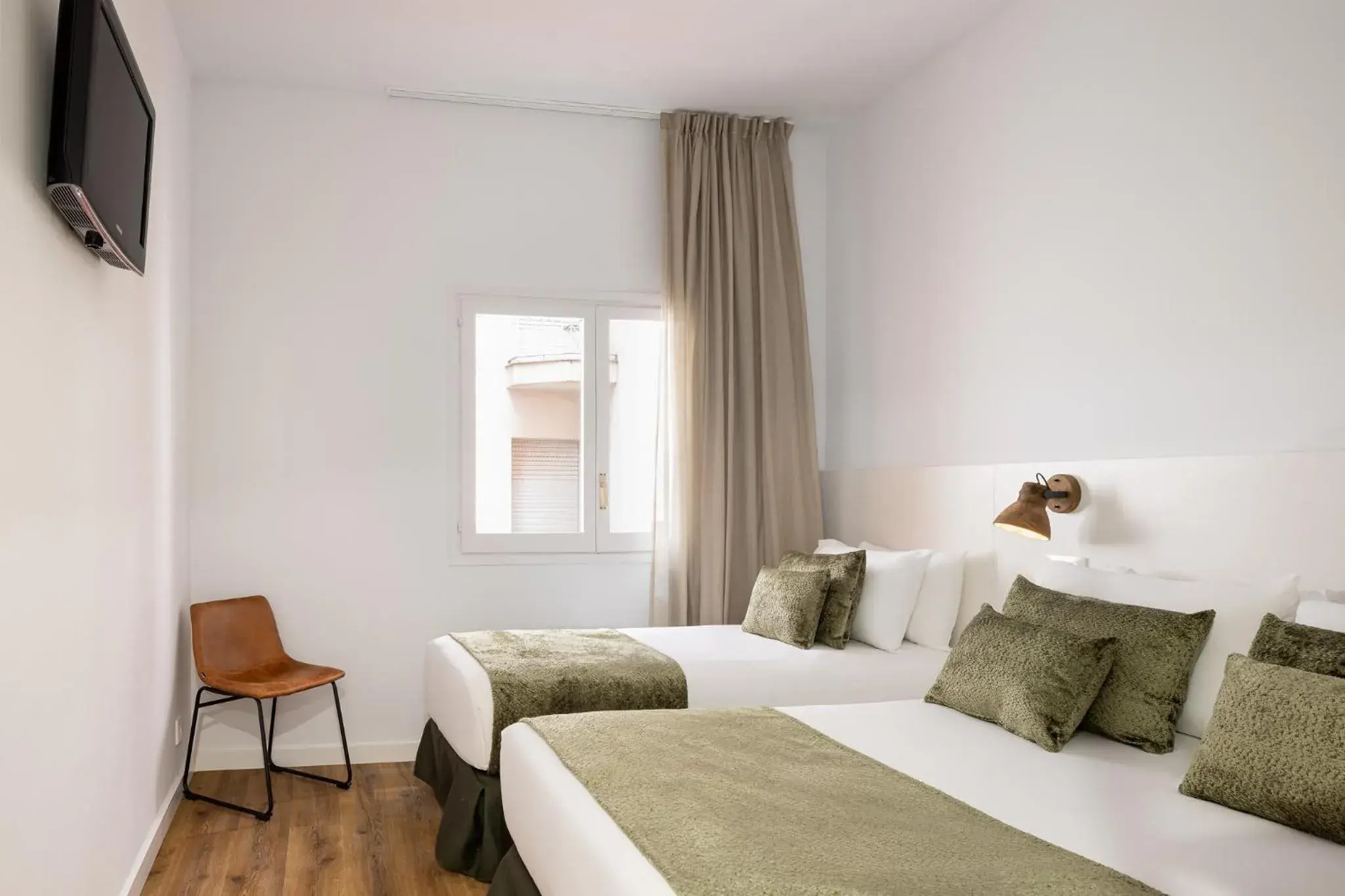 Triple Room in htop BCN City #htopEnjoy Triple Room in htop BCN City #htopEnjoy