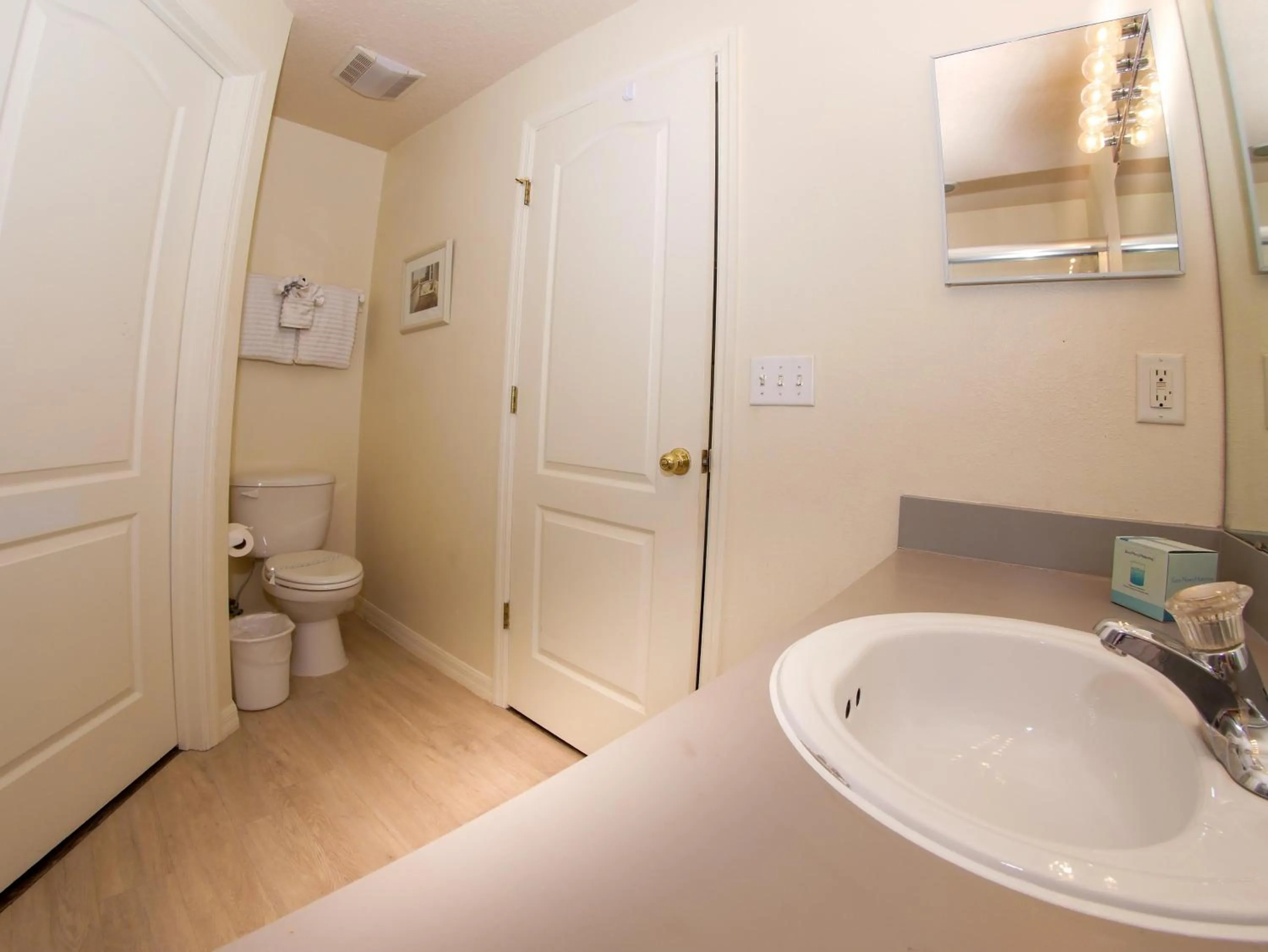 Bathroom in Great Community, Amazing Private Pool, Near Disney!