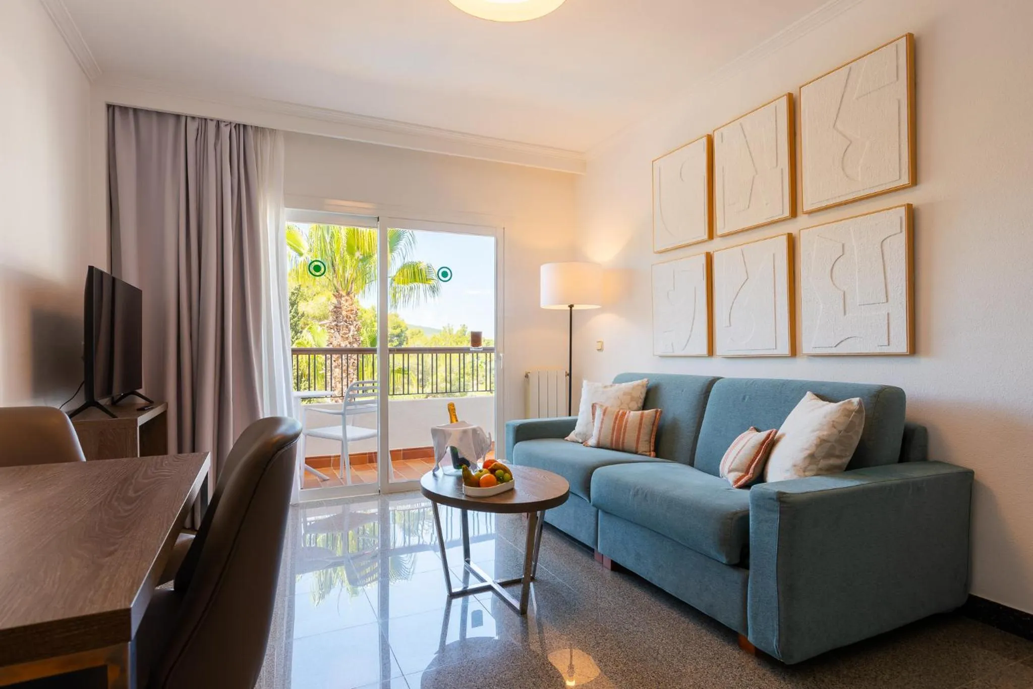 Living room in Suite Hotel S'Argamassa Palace