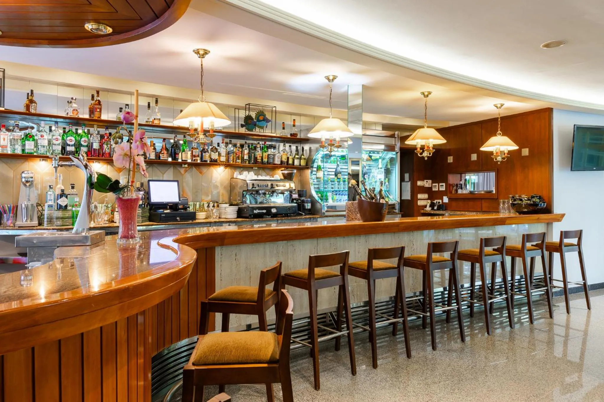 Lounge or bar in Suite Hotel S'Argamassa Palace