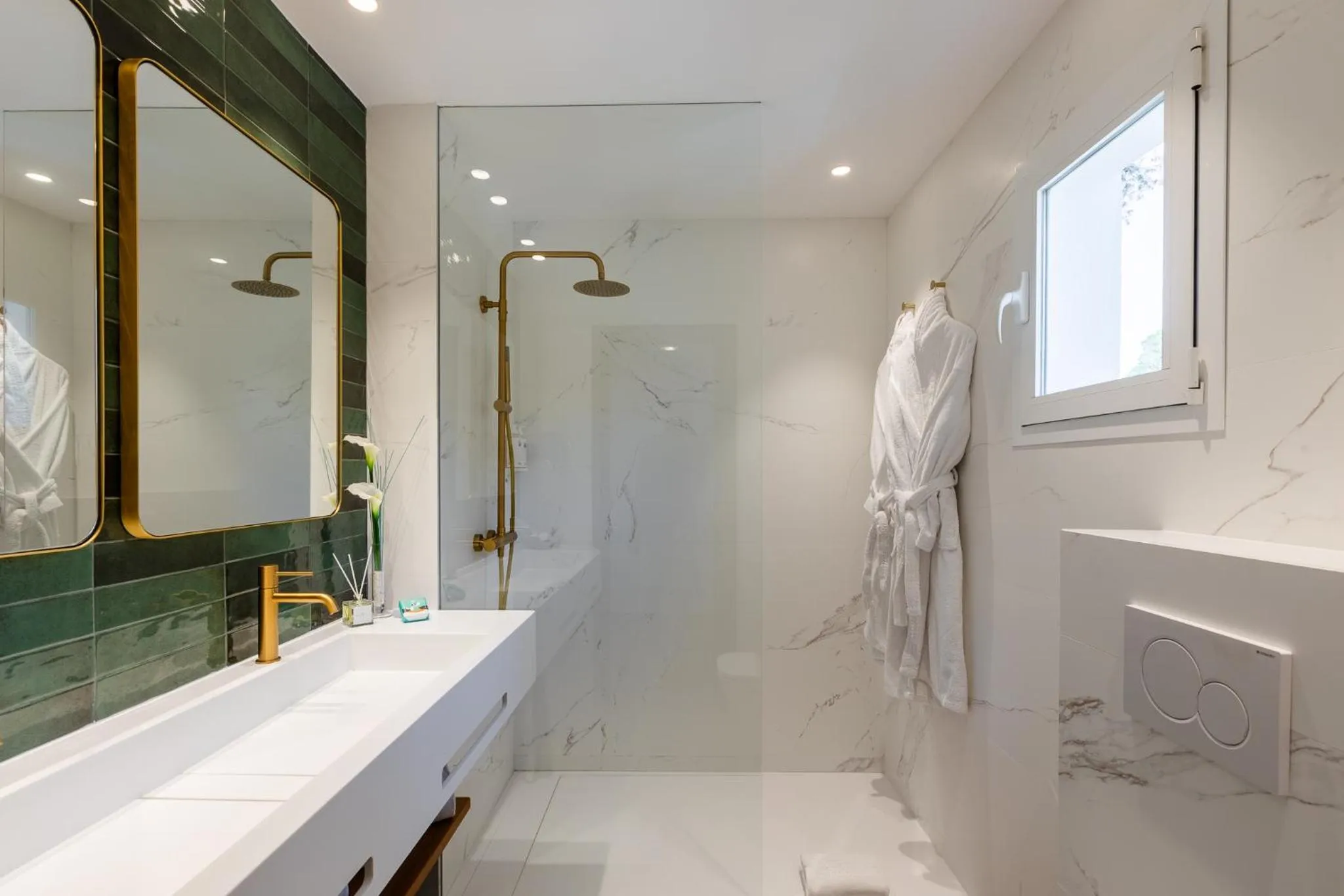 Bathroom in Suite Hotel S'Argamassa Palace