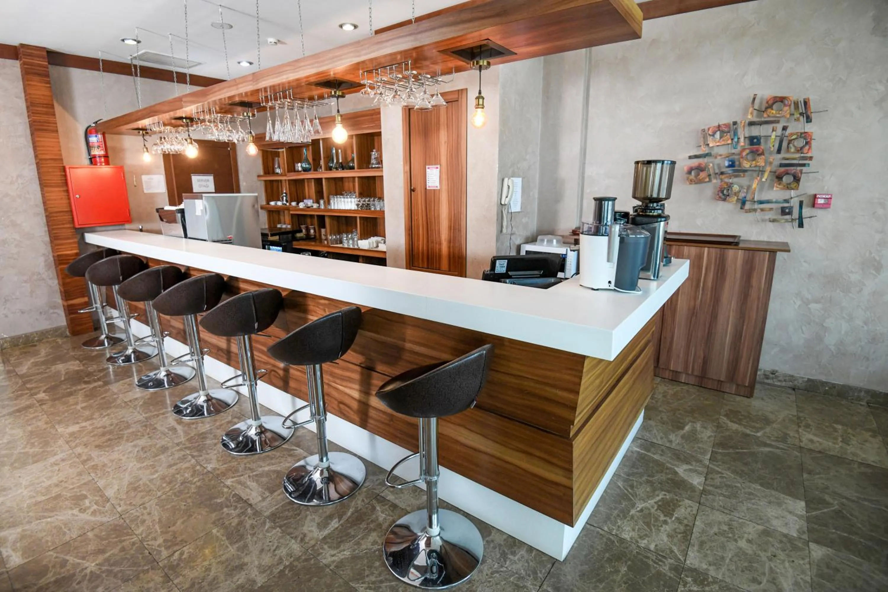 Coffee/tea facilities in Avenue Hotel Baku by Smart