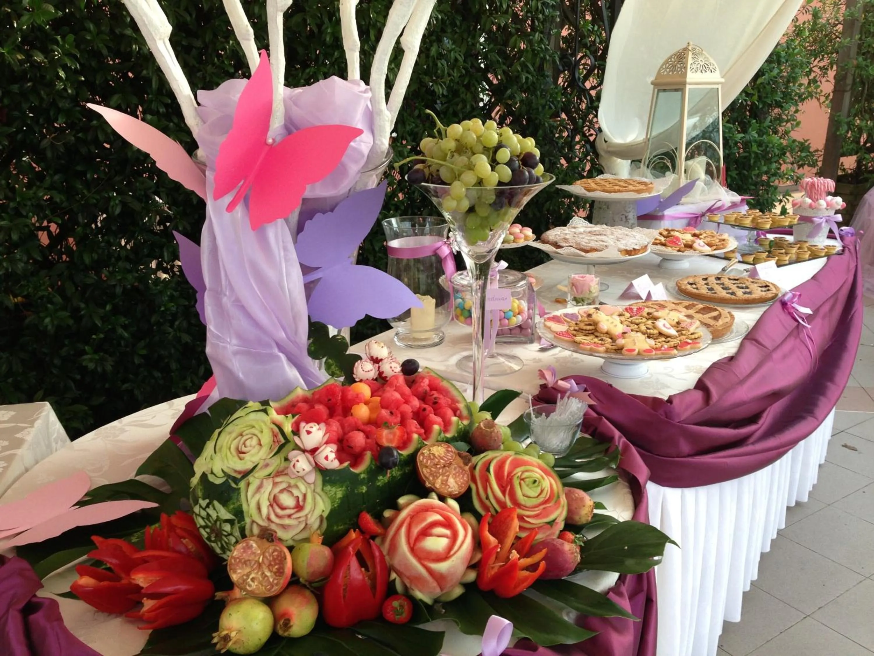 Restaurant/places to eat in Demy Hotel