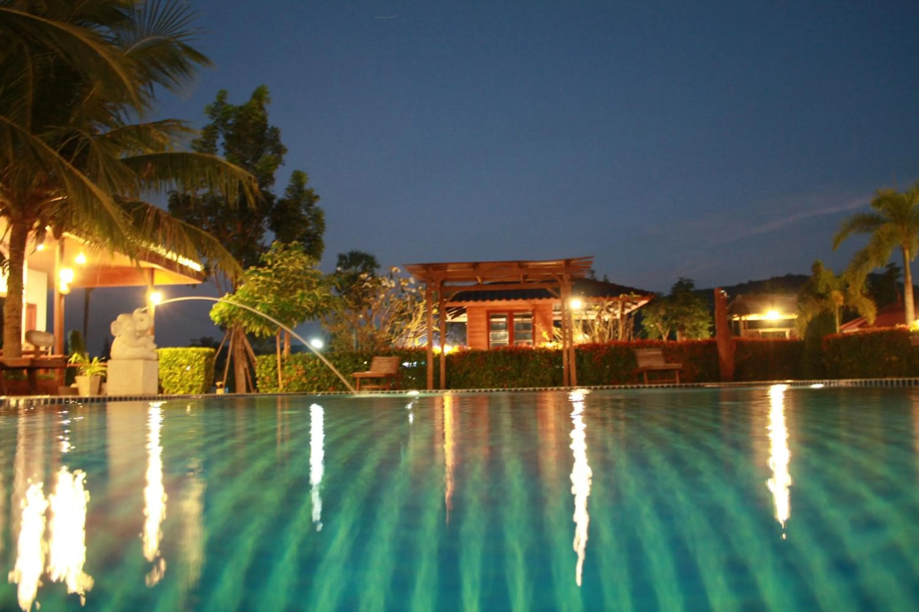 Swimming pool in Waterside Resort