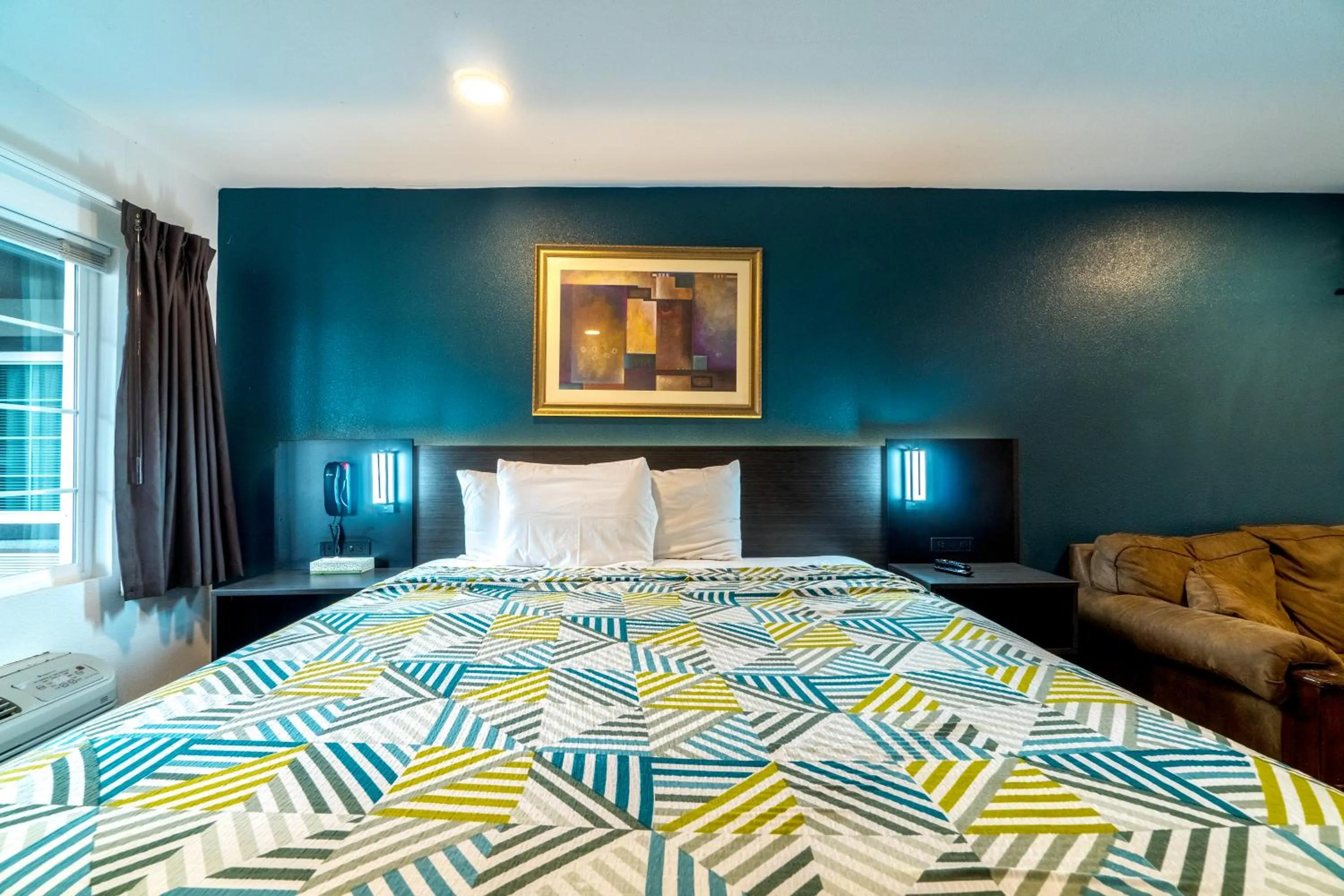 Bed in Town Place Studio