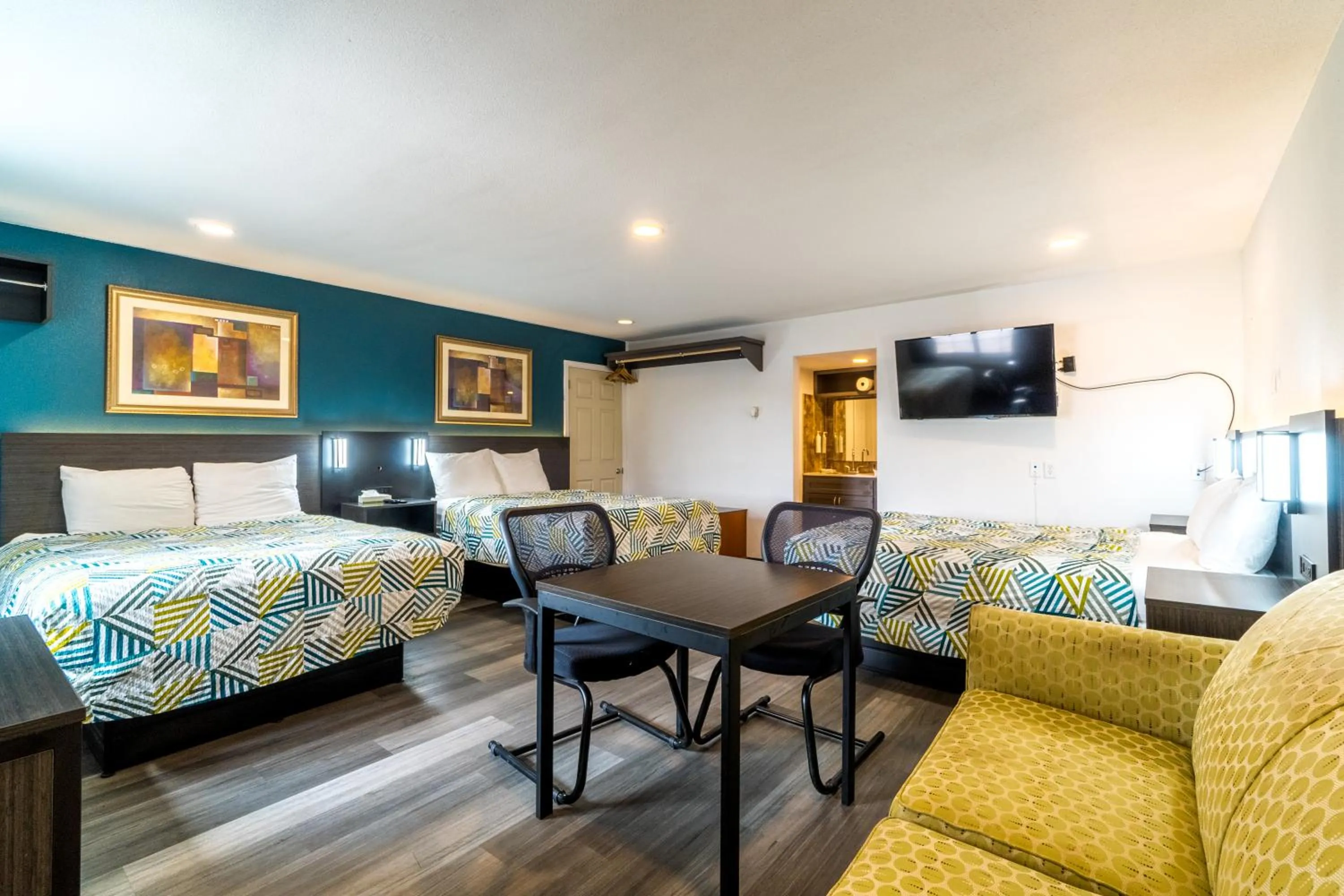 Bed in Town Place Studio