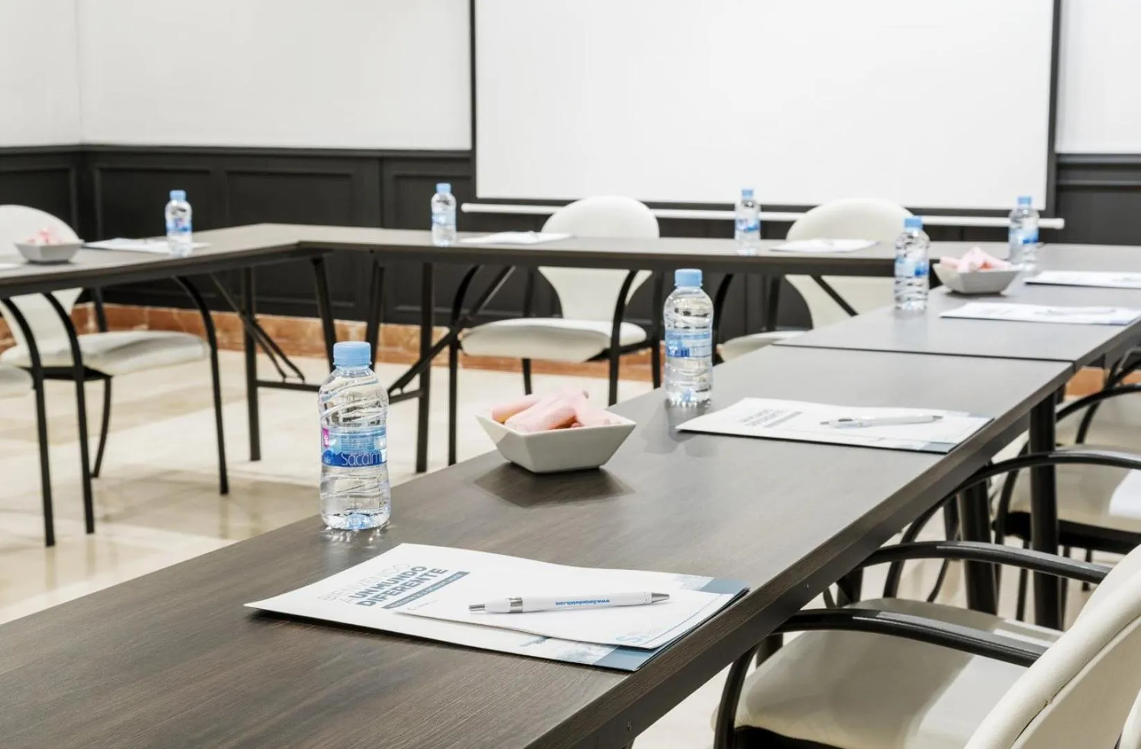 Property building in Ilunion Bel-Art