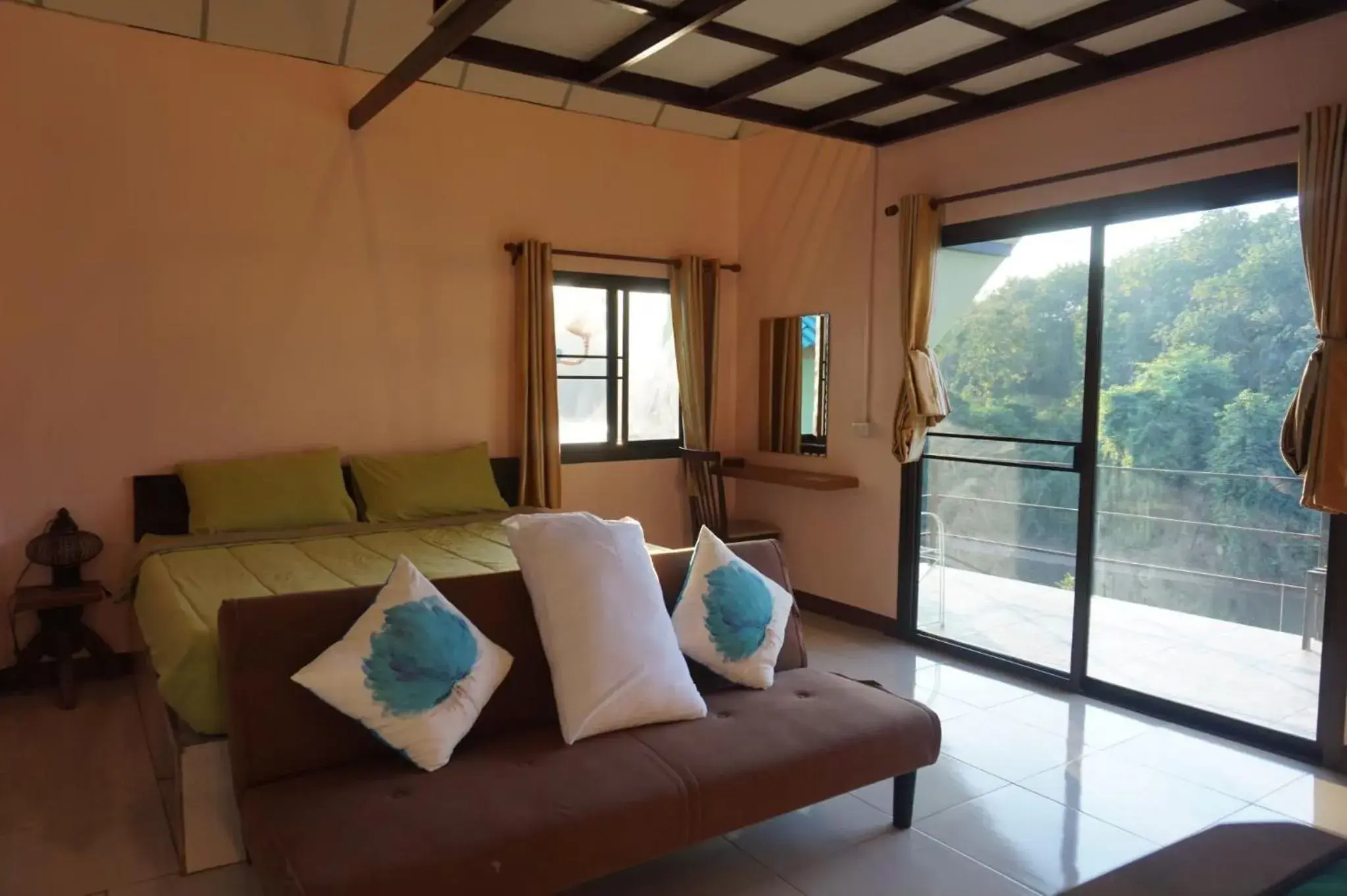 Quadruple Room with Balcony in Kwainoy Riverpark Quadruple Room with Balcony in Kwainoy Riverpark