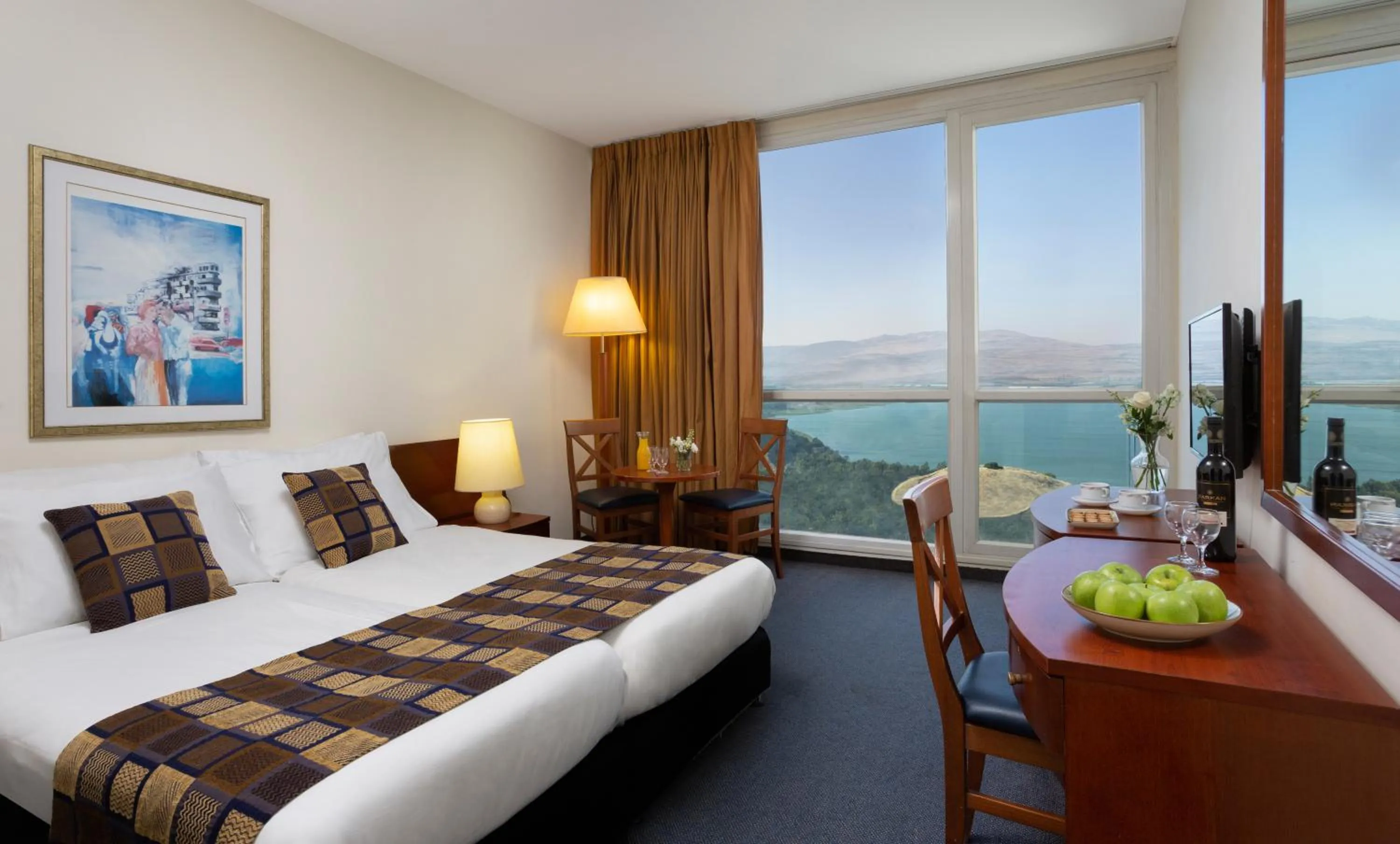 Photo of the whole room, Bed in King Solomon Hotel Tiberias