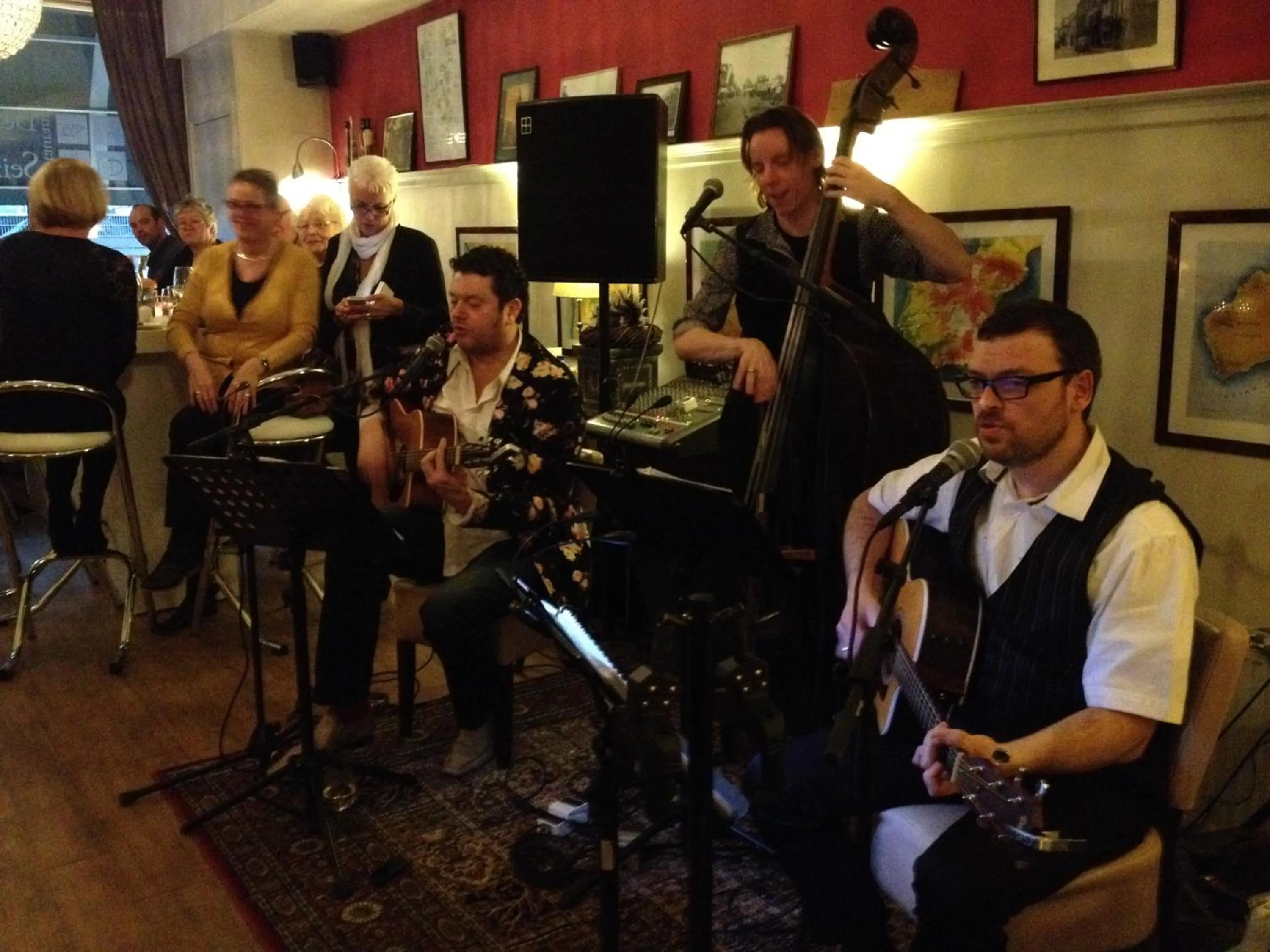 Staff in Bed & Breakfast De Vier Seizoenen