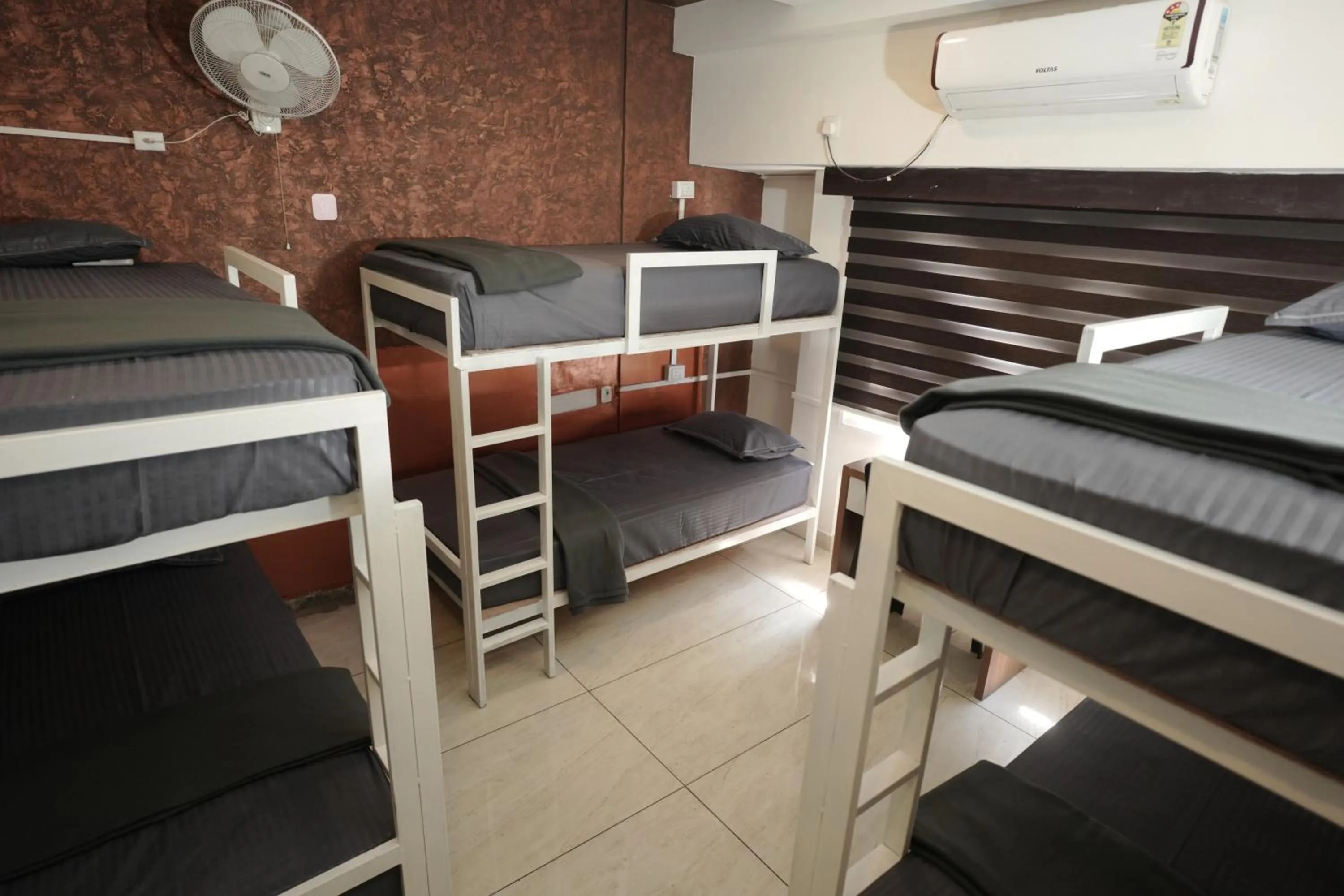 Bed in Hotel Palmyra Grand Inn - Kochi