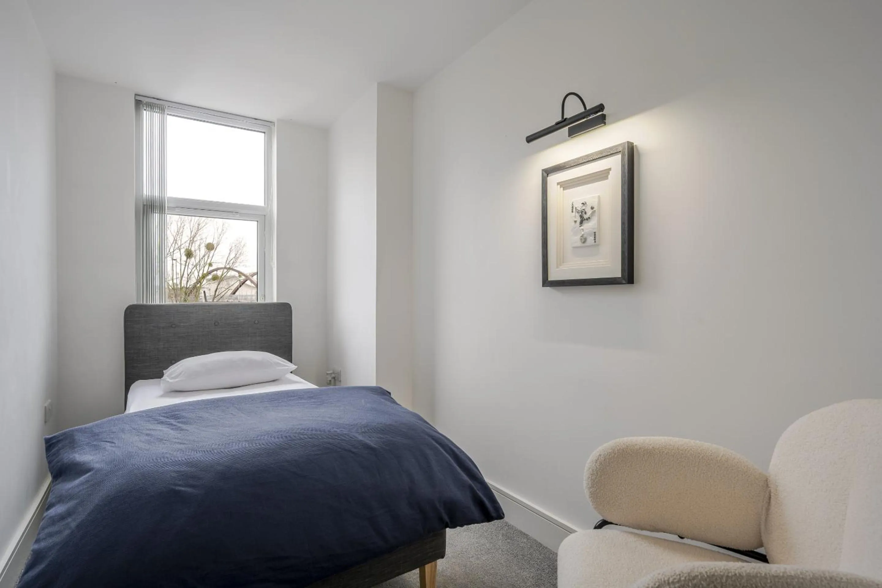 Bedroom, Bed in Luxurious 2 Bed Apartment with Free Parking, Sky Sports & Netflix, Chelmsford City