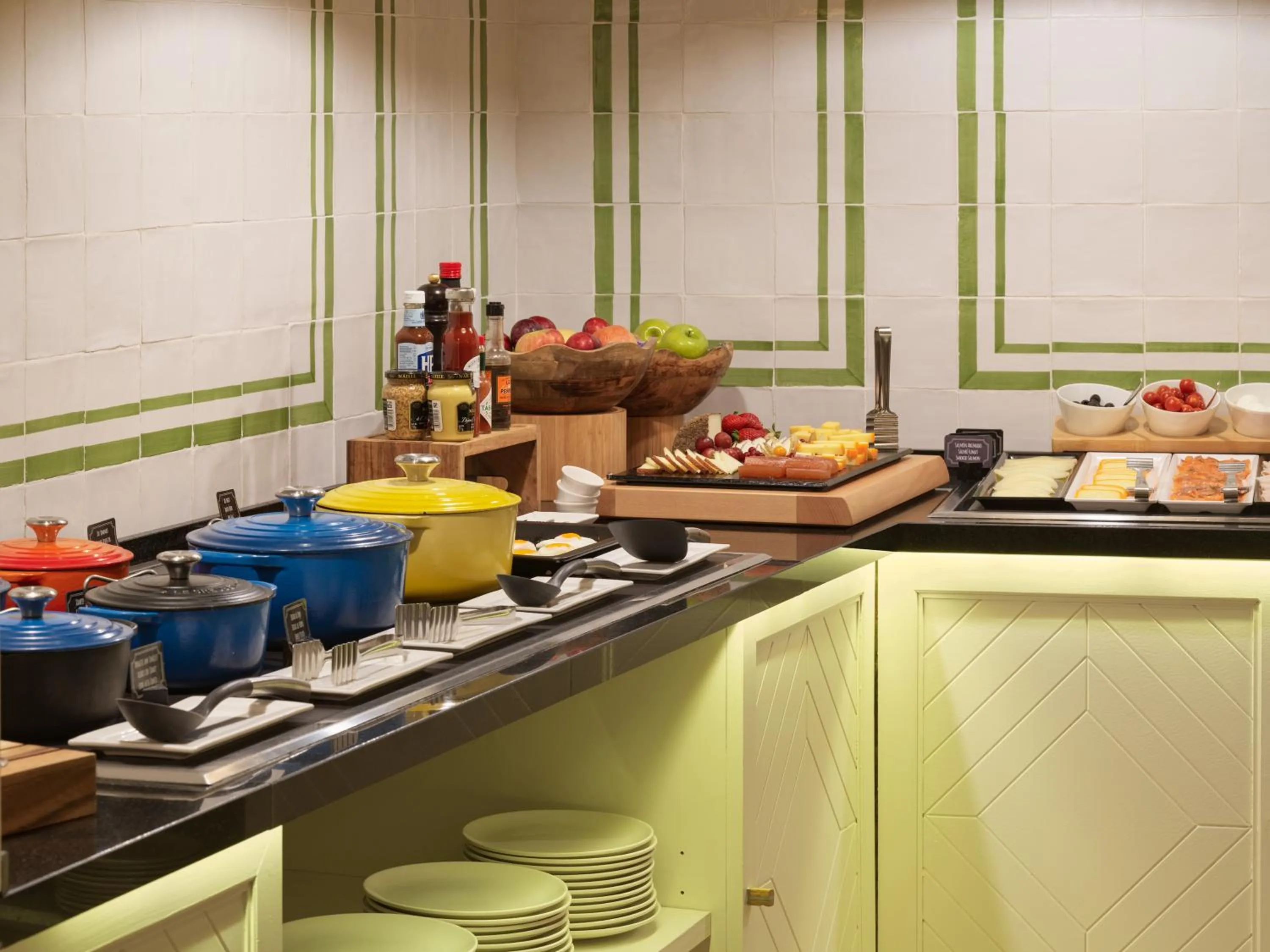 Buffet breakfast in Boutique Hotel H10 Montcada