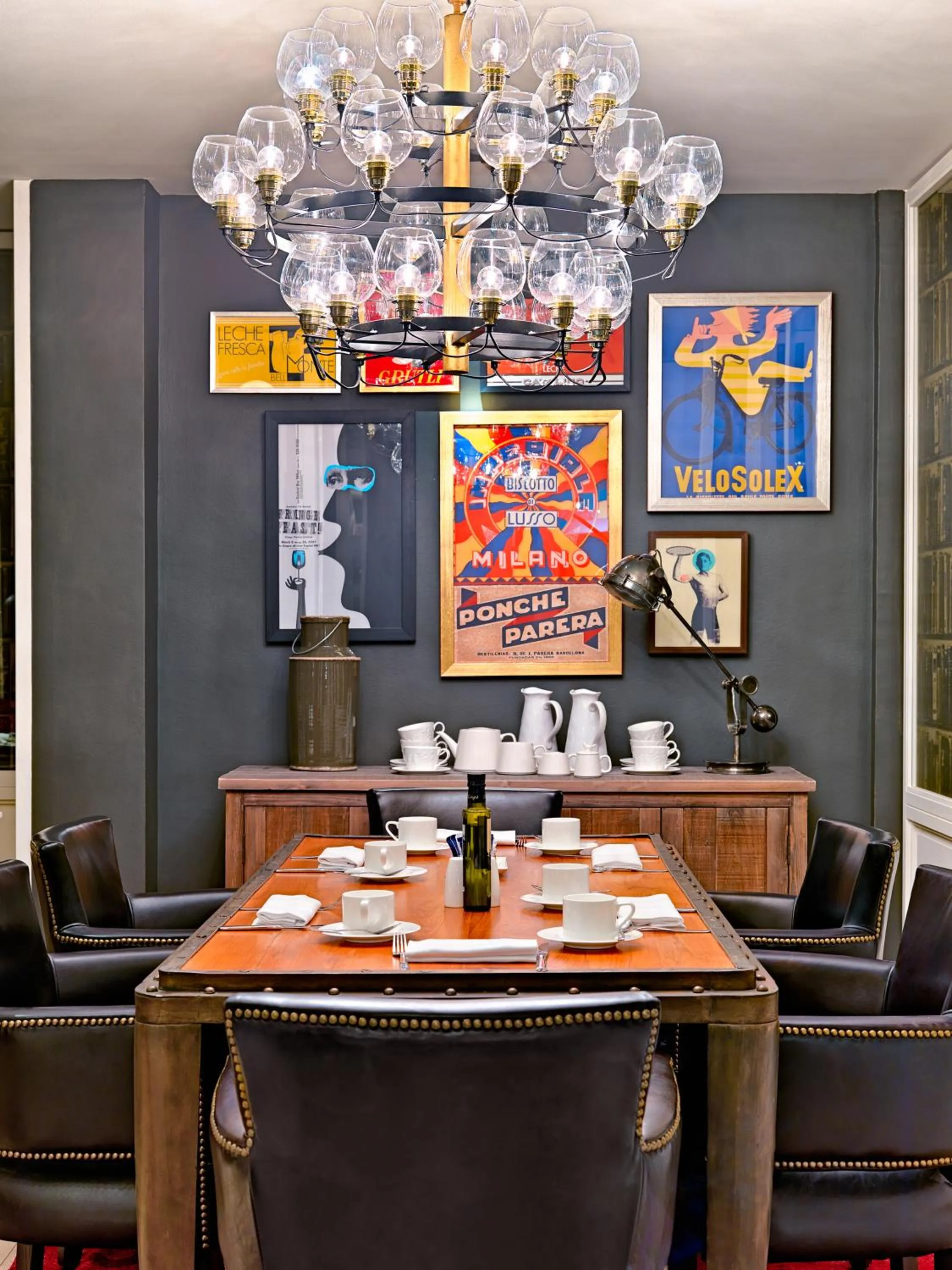 Restaurant/places to eat in Boutique Hotel H10 Montcada