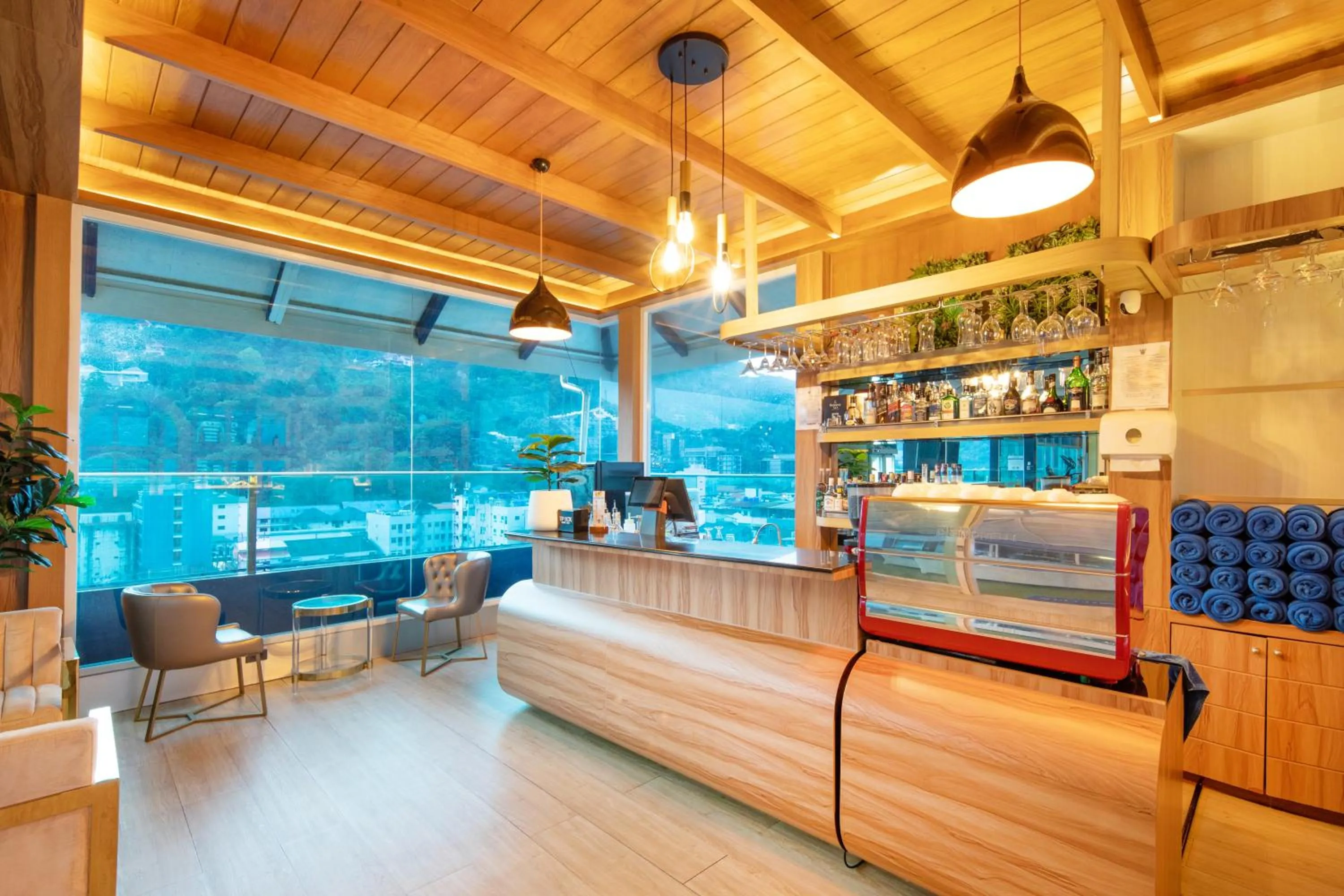 Living room in Sira Grande Hotel & Spa, Patong