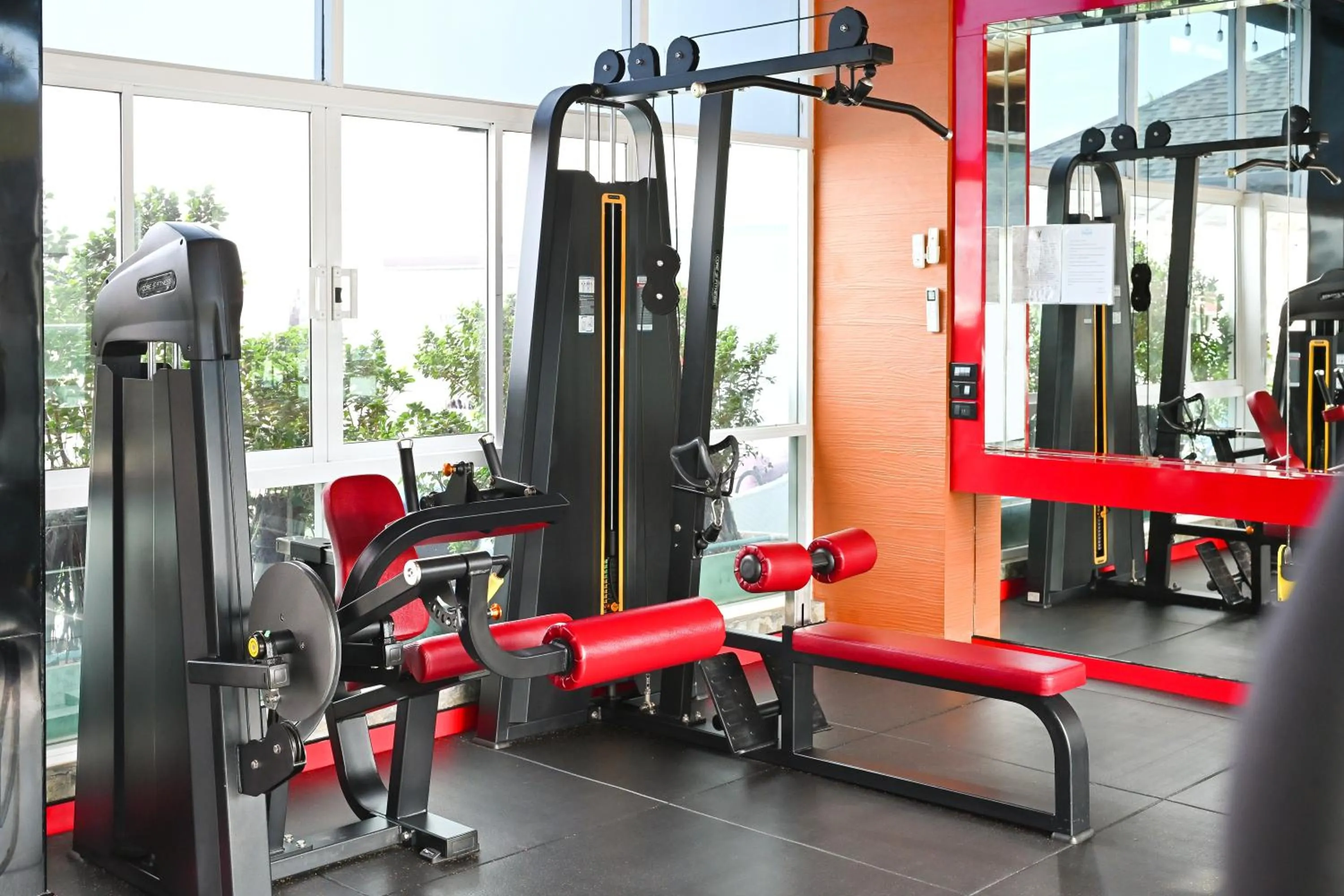 Fitness centre/facilities in Sira Grande Hotel & Spa, Patong