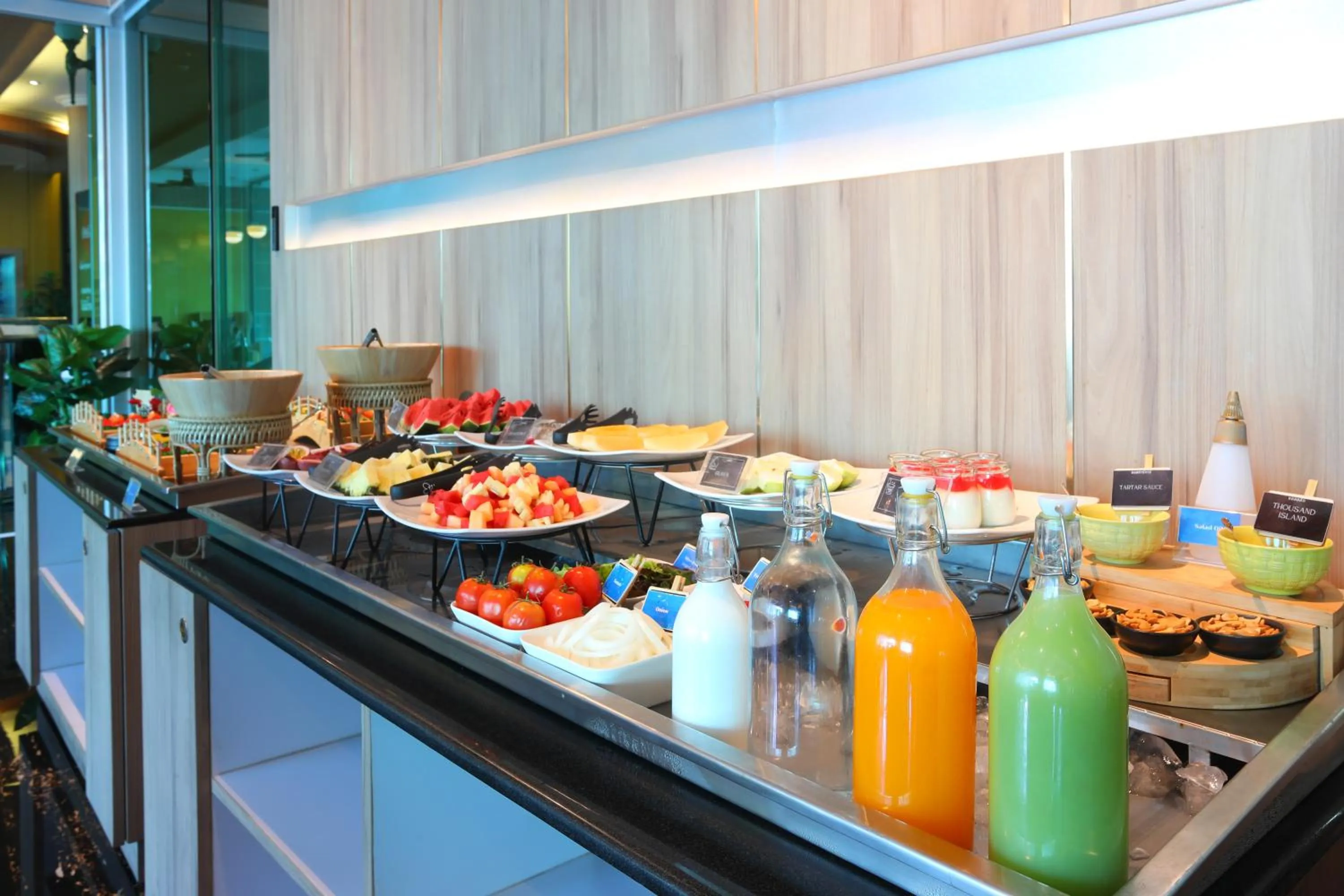 Food in Sira Grande Hotel & Spa, Patong