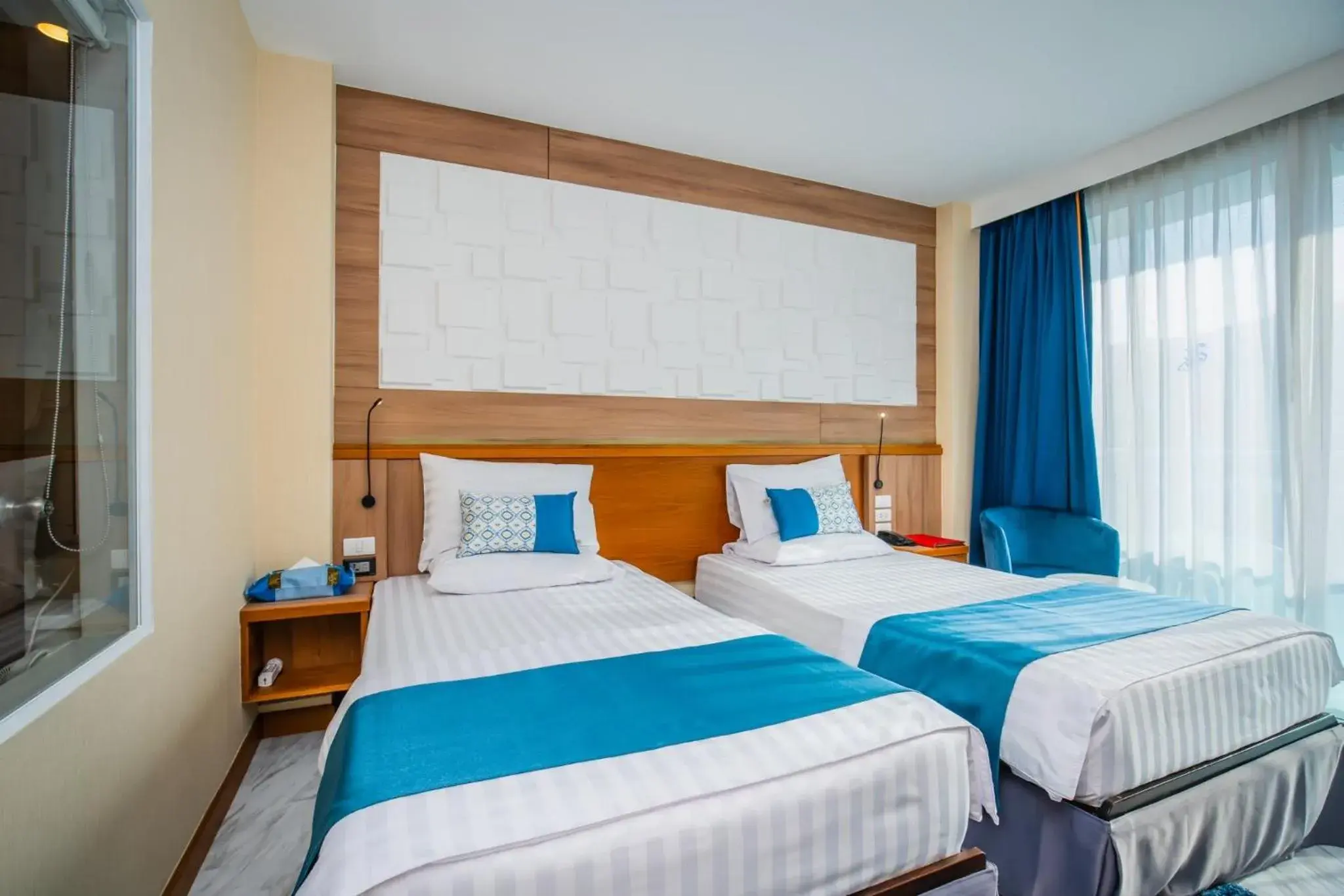 Standard Twin Room with Balcony in Sira Grande Hotel & Spa, Patong Standard Twin Room with Balcony in Sira Grande Hotel & Spa, Patong