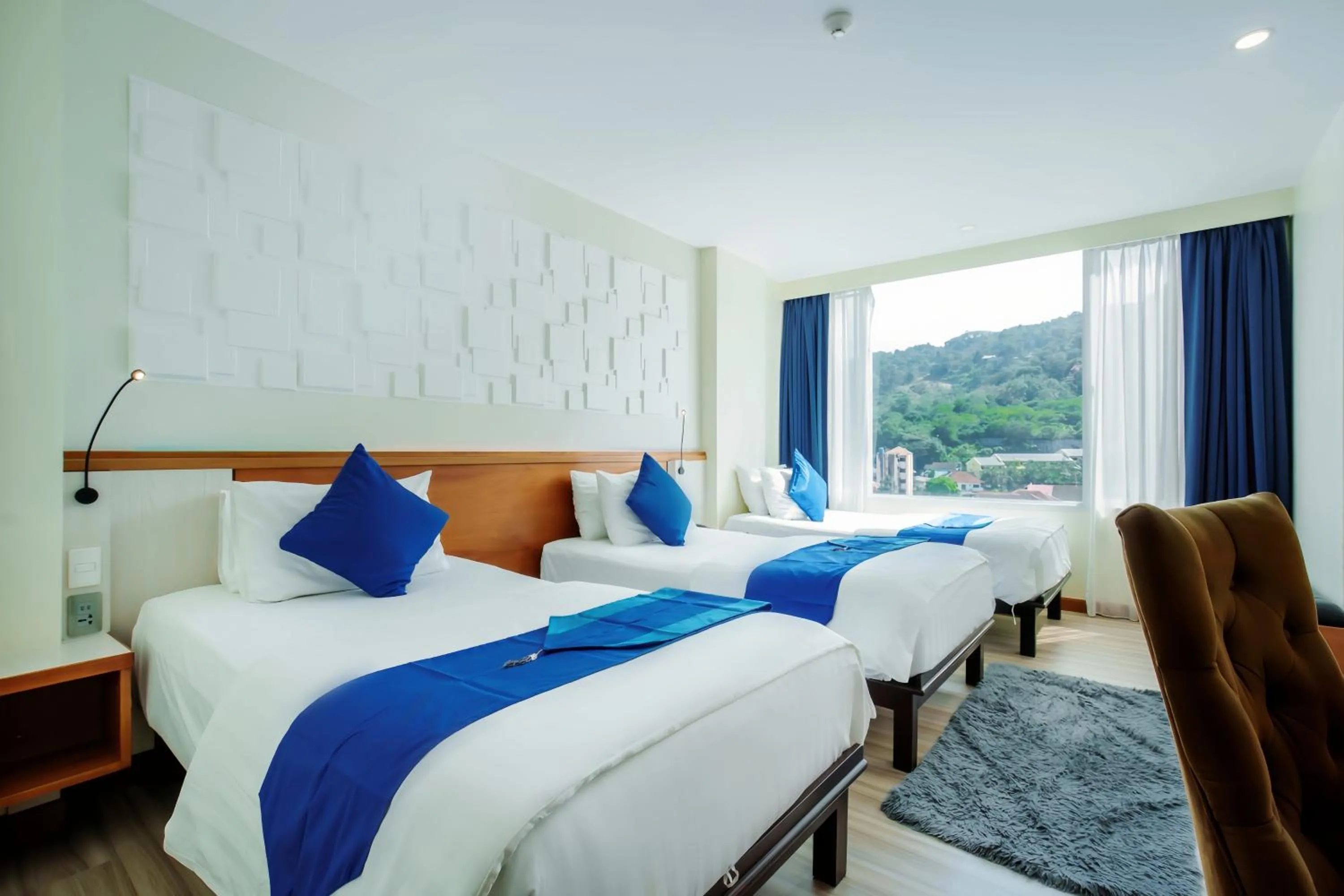 Bedroom, Bed in Sira Grande Hotel & Spa, Patong