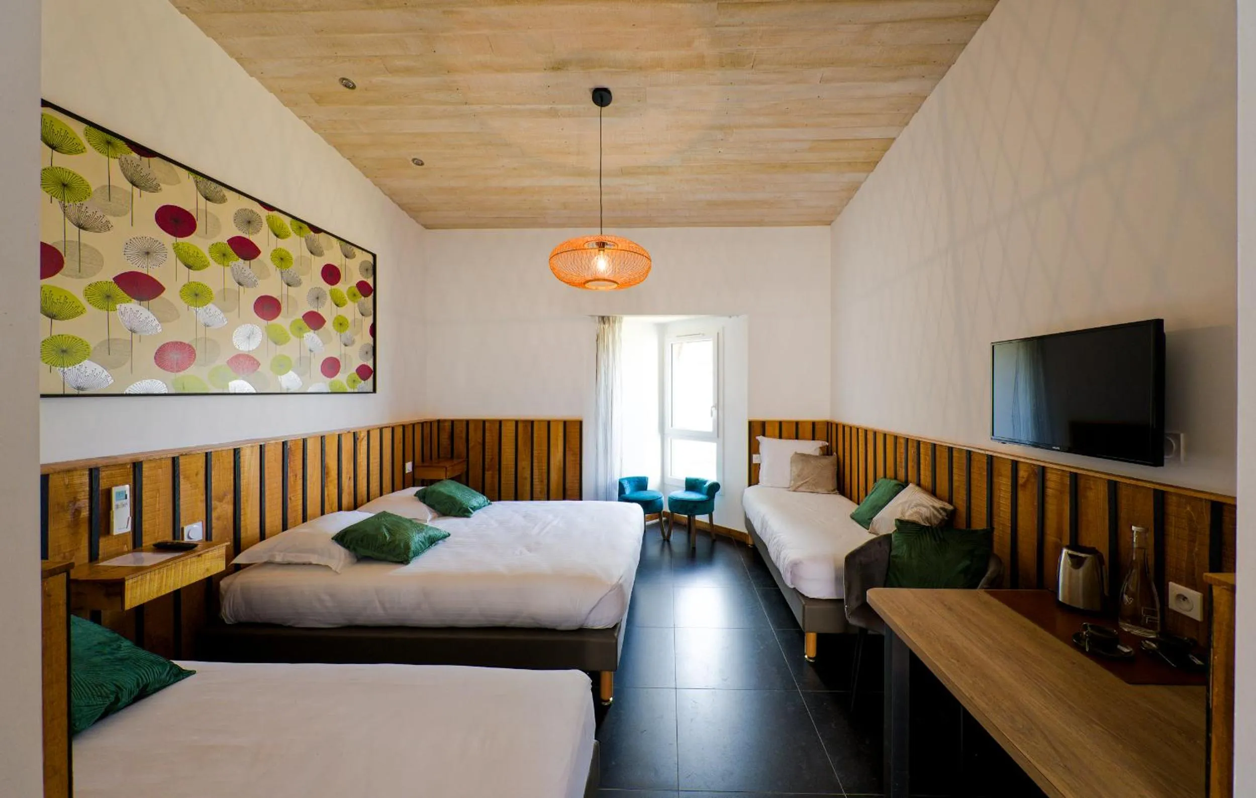 Bedroom, Bed in Cit'Hôtel le Relais Boisniard