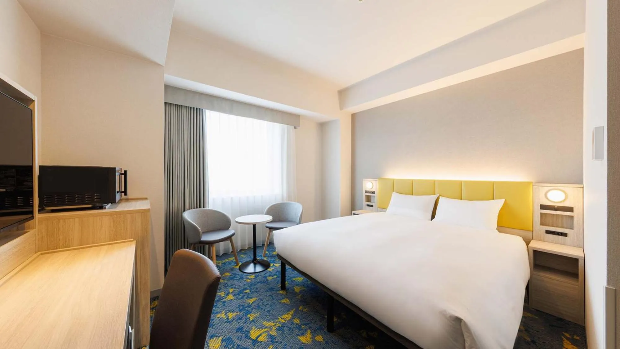 Bed in JR-East Hotel Mets Tachikawa