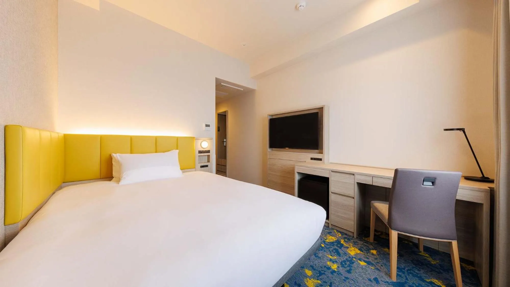 Bed in JR-East Hotel Mets Tachikawa