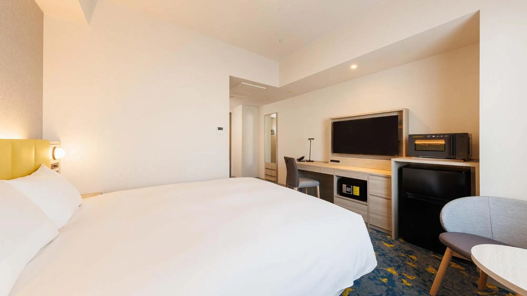 Bed in JR-East Hotel Mets Tachikawa