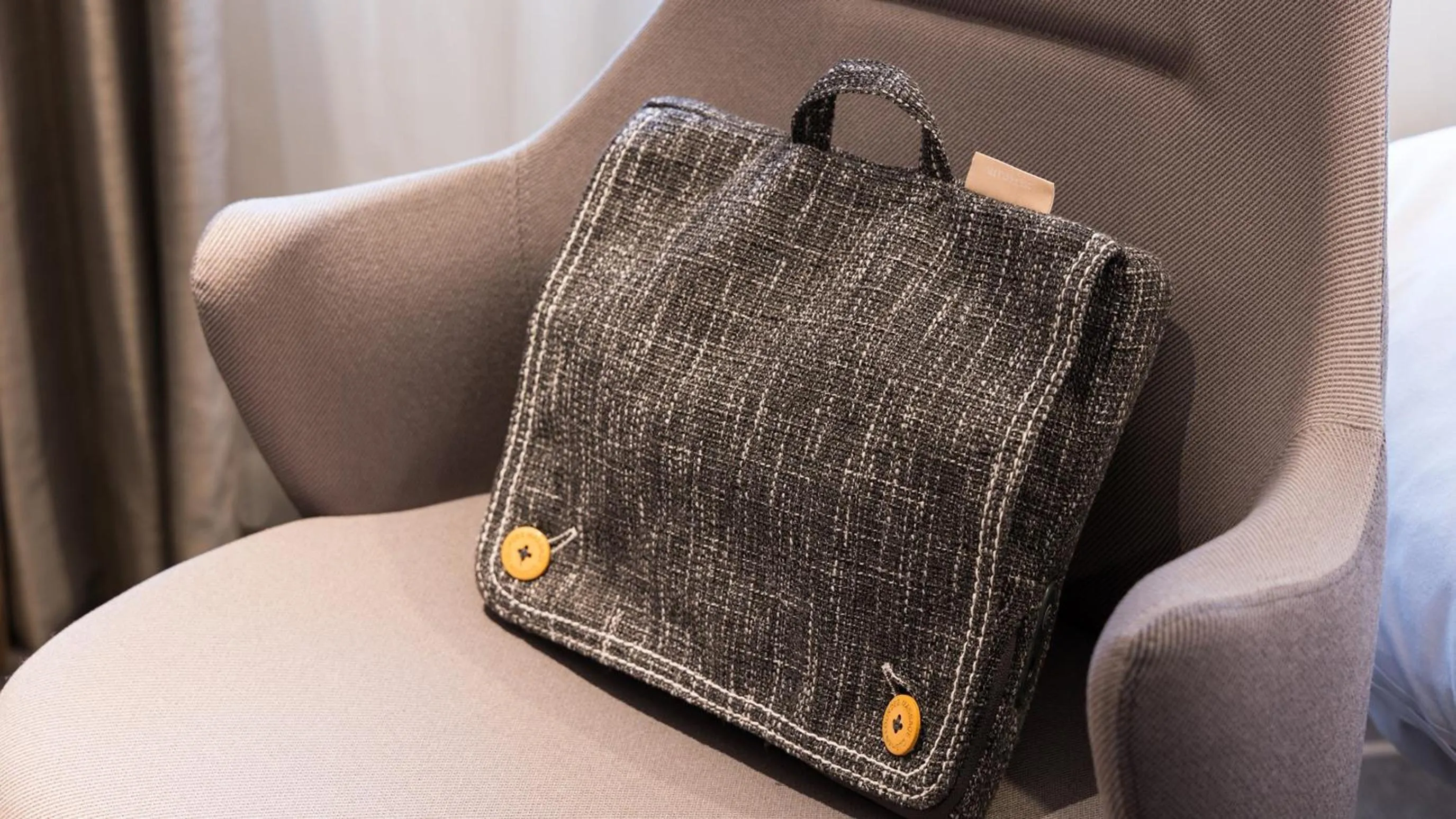 JR-East Hotel Mets Akabane