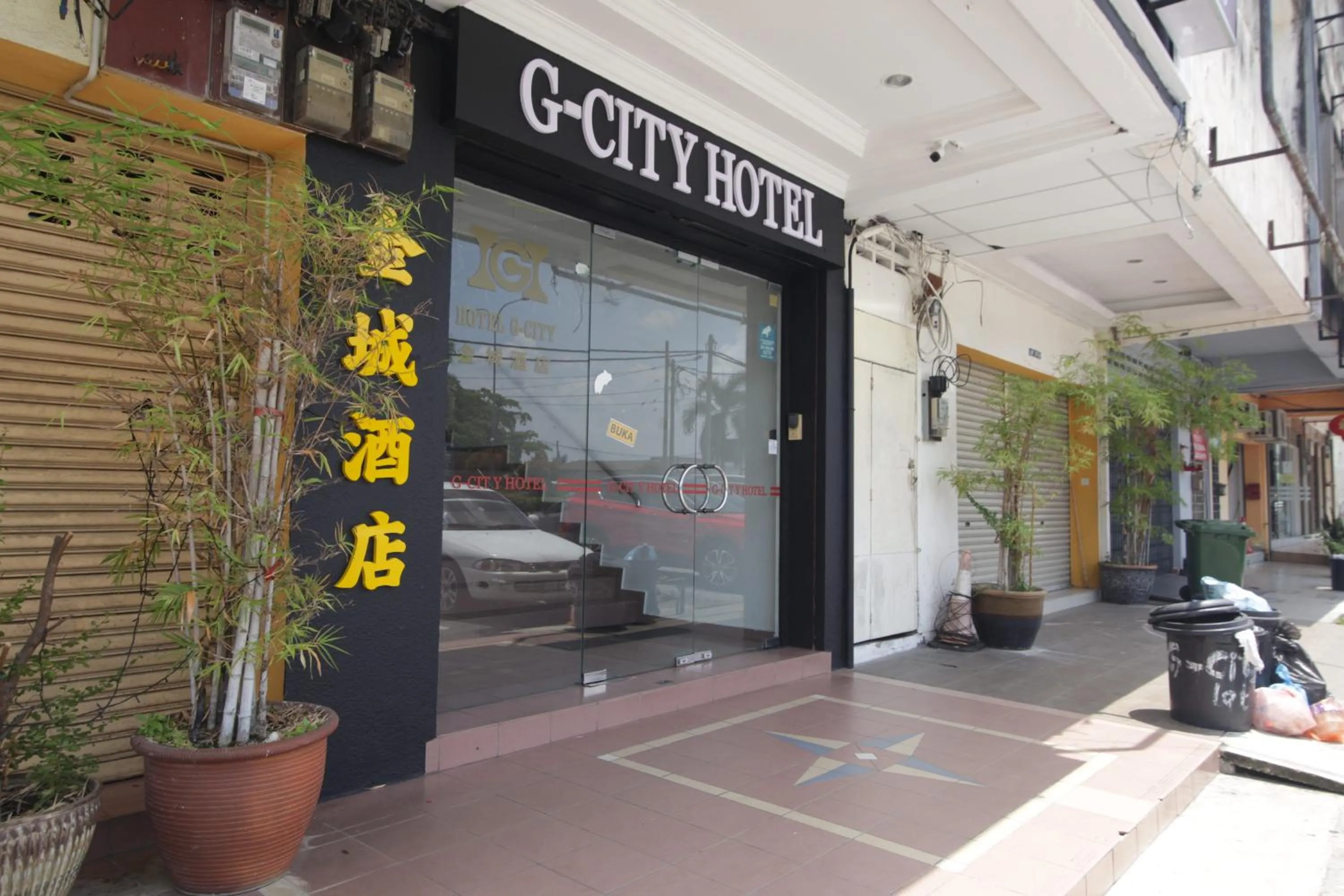 Facade/entrance in G CITY HOTEL