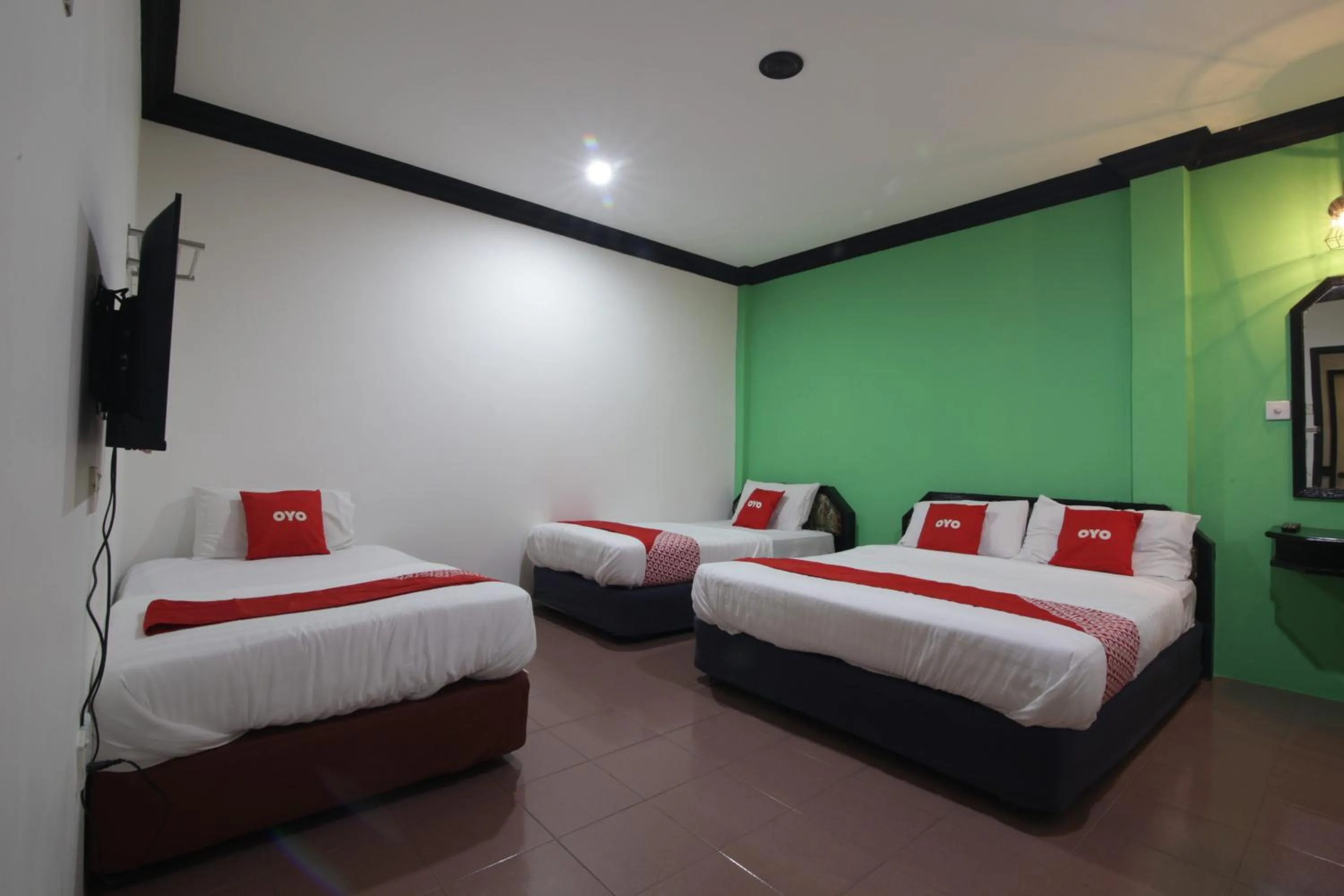 Bedroom, Bed in G CITY HOTEL
