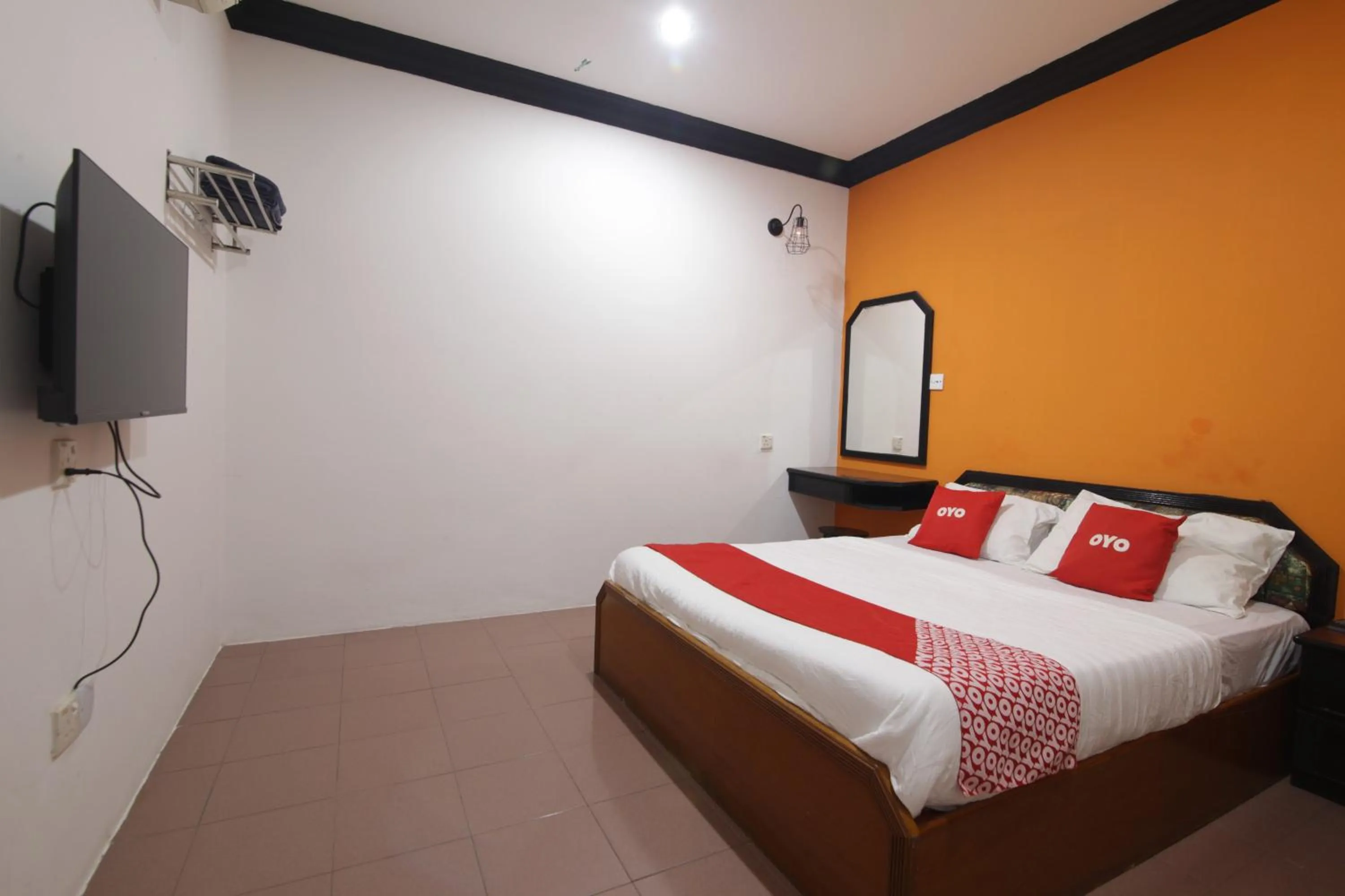 Bedroom, Bed in G CITY HOTEL