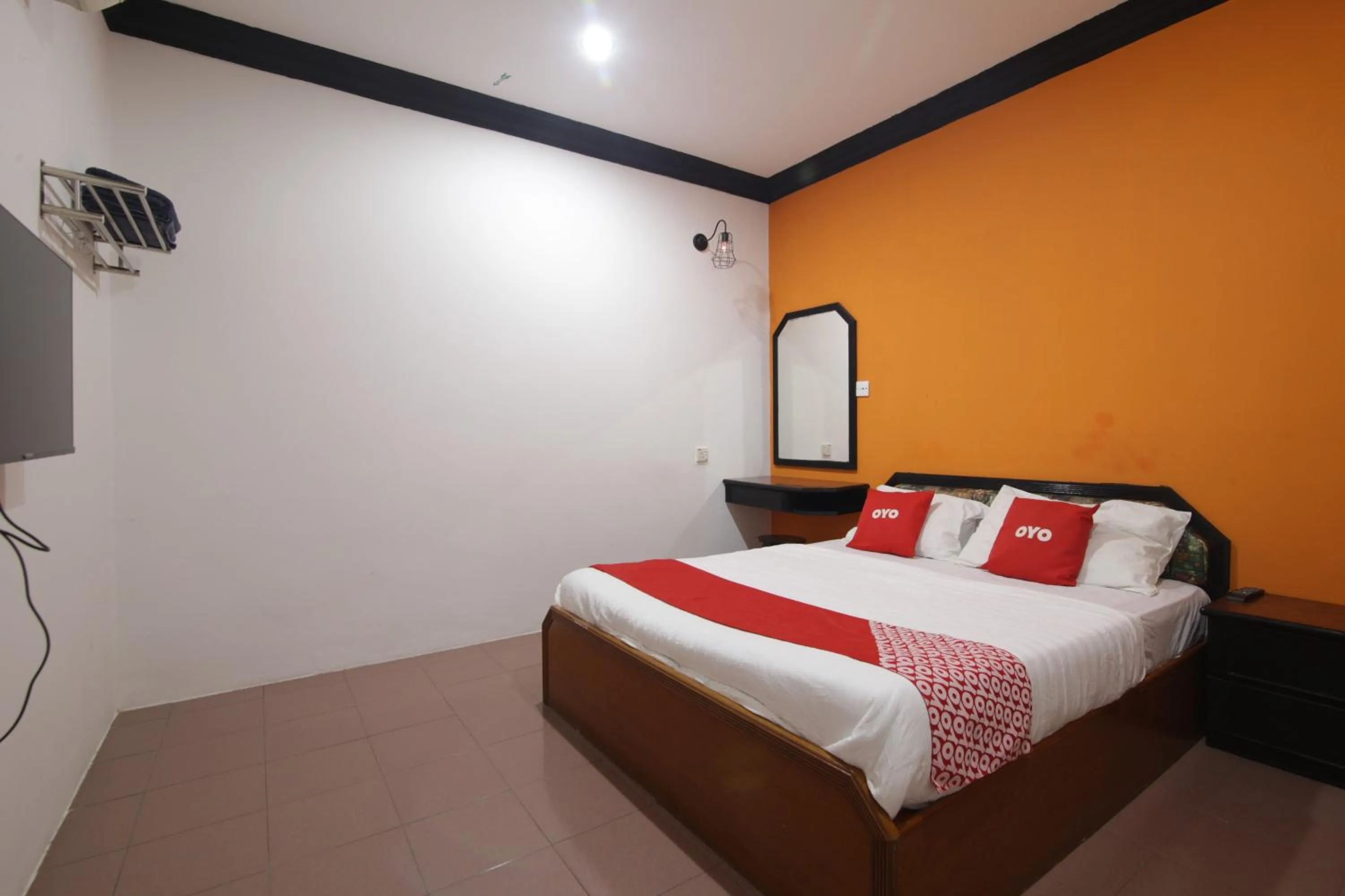 Bedroom, Bed in G CITY HOTEL