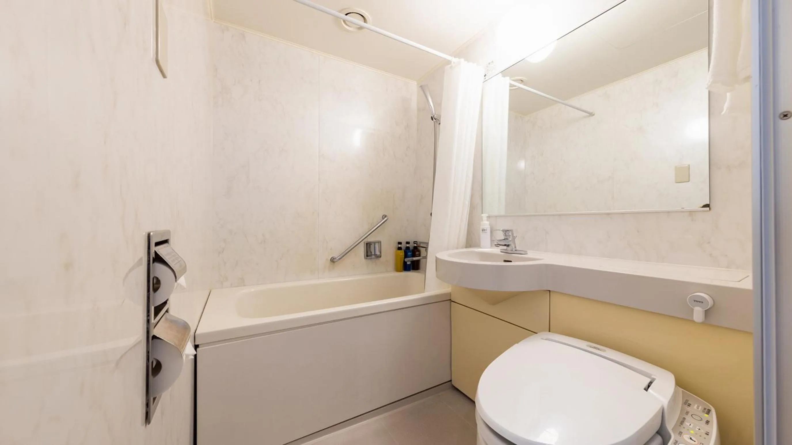 Single Room (2 Adults) - Non-Smoking in JR-East Hotel Mets Kawasaki