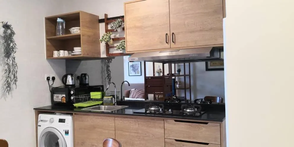 Timur Bay by Dream View Studio