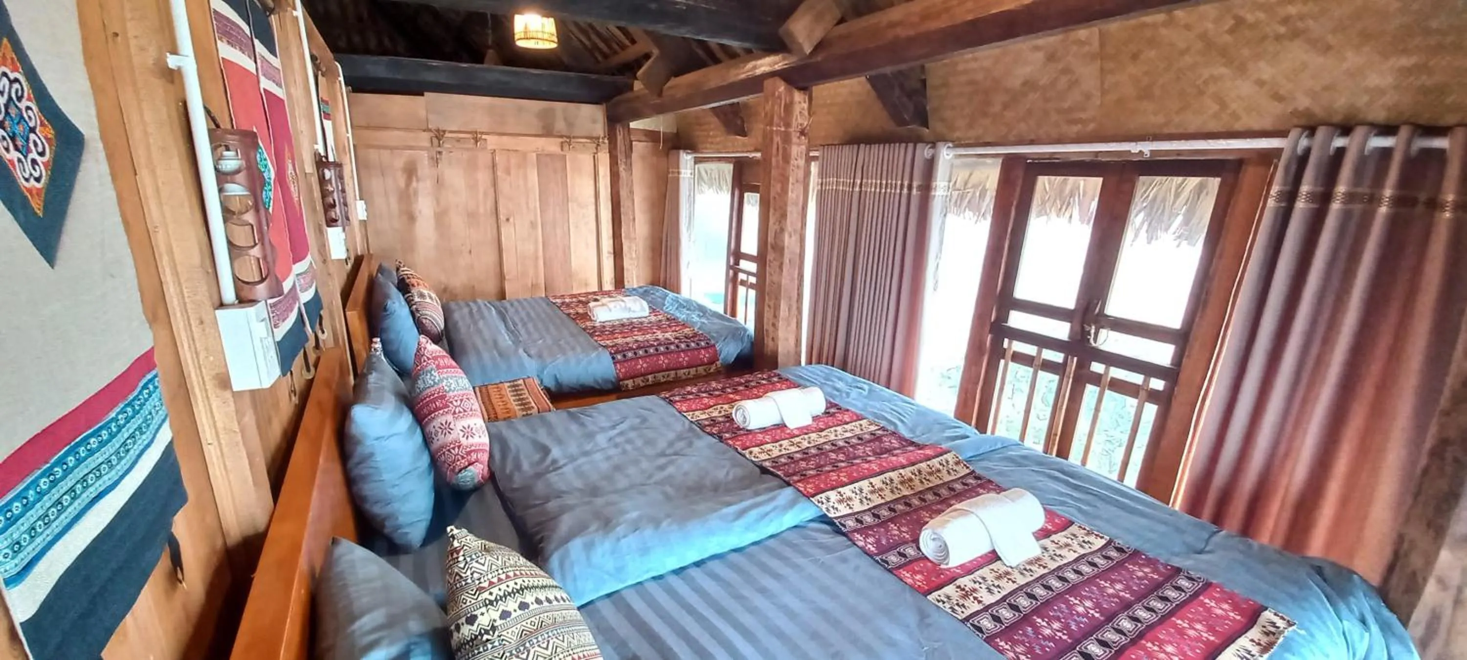 Bed in Ta Xua Ecolodge