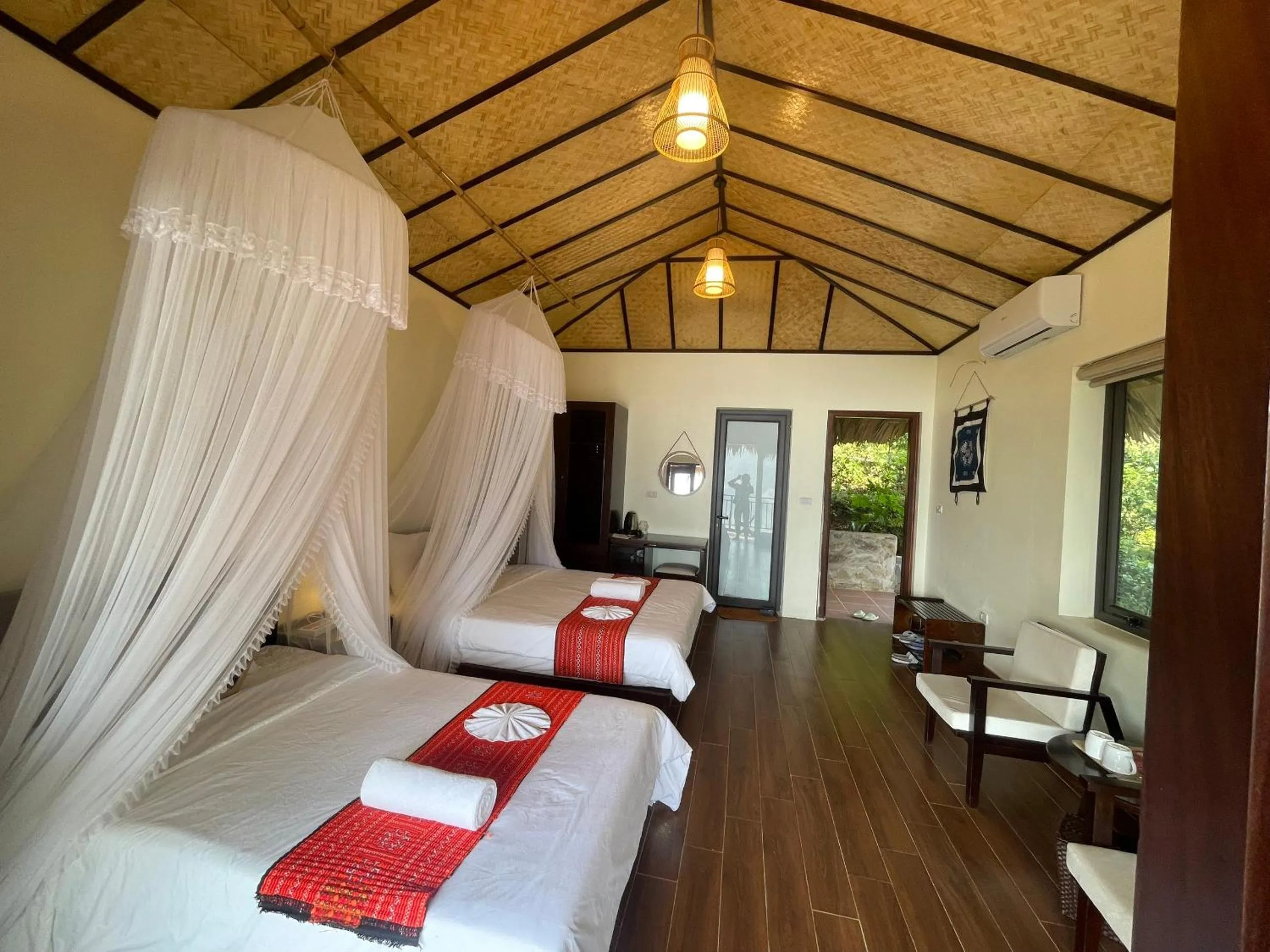Bed in Ta Xua Ecolodge