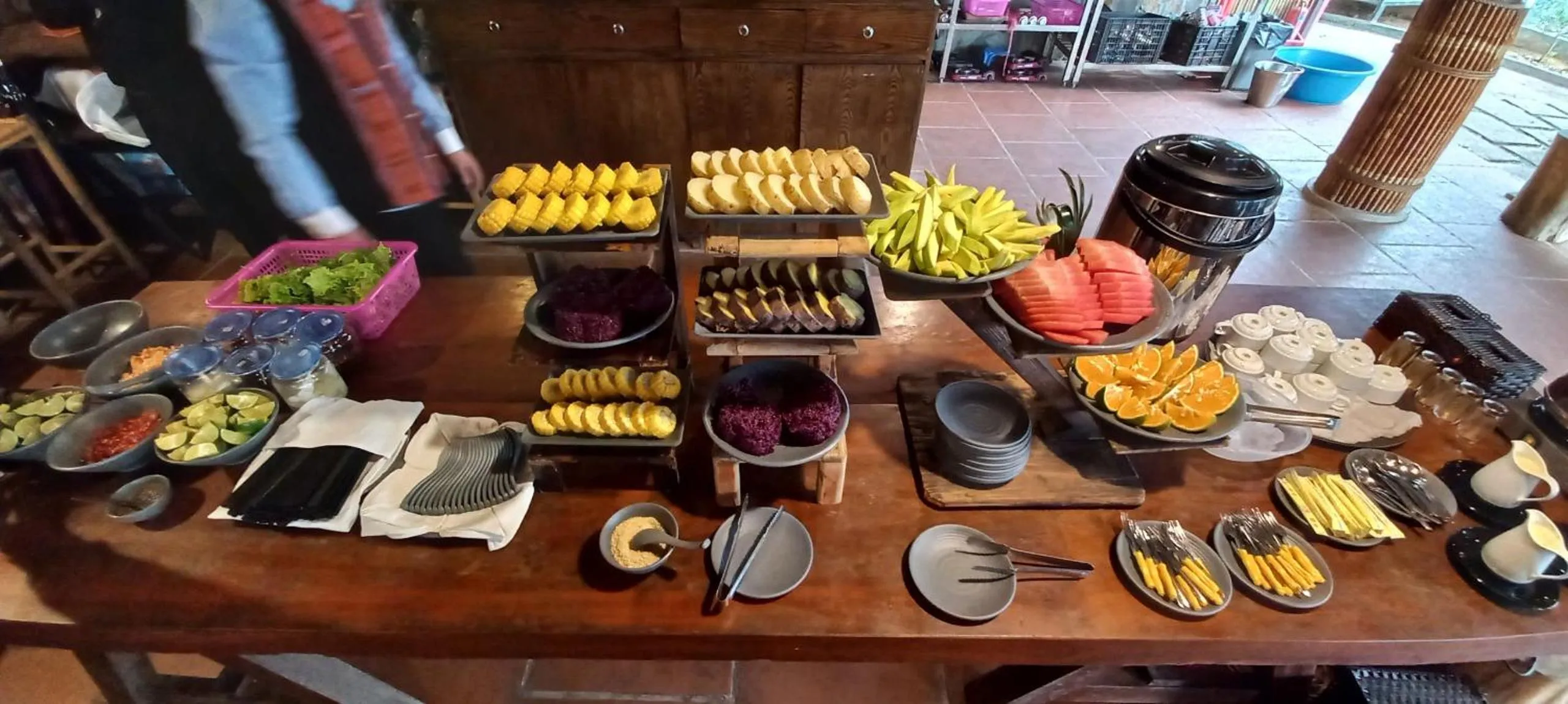 Breakfast in Ta Xua Ecolodge