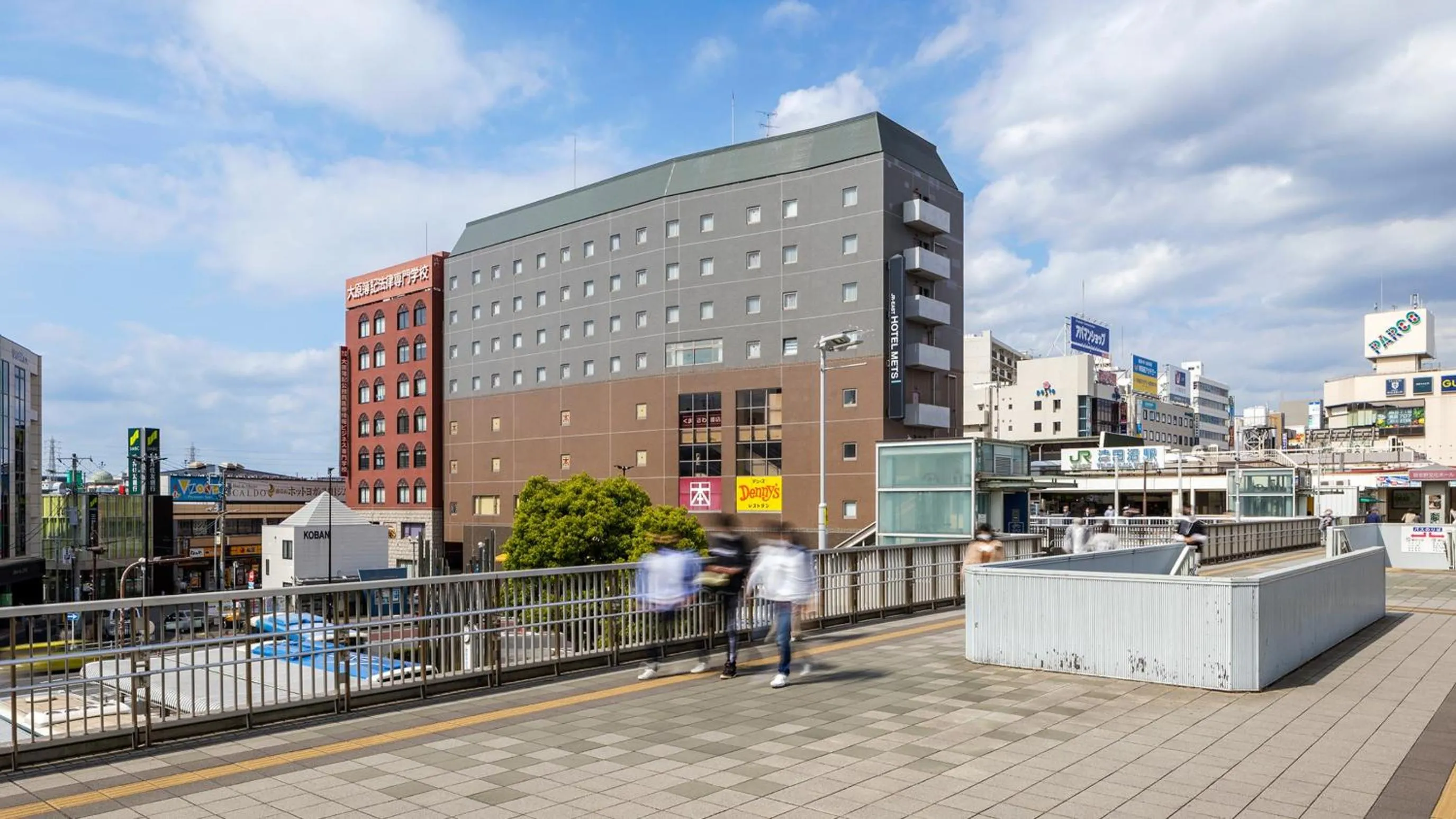 Property building in JR-East Hotel Mets Tsudanuma