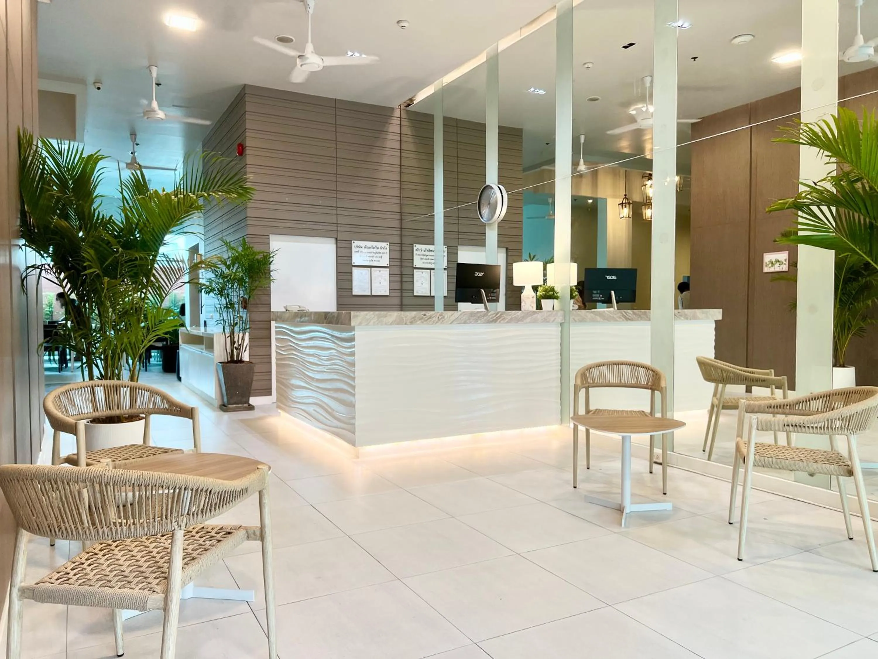 Lobby or reception in Centro One Patong