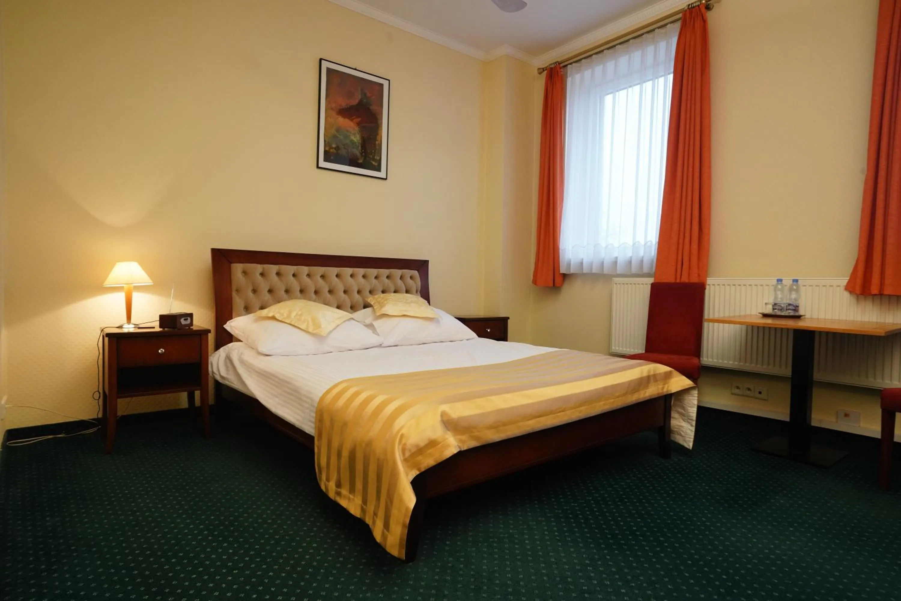 Bed in Noclegi w Lublińcu Lubex